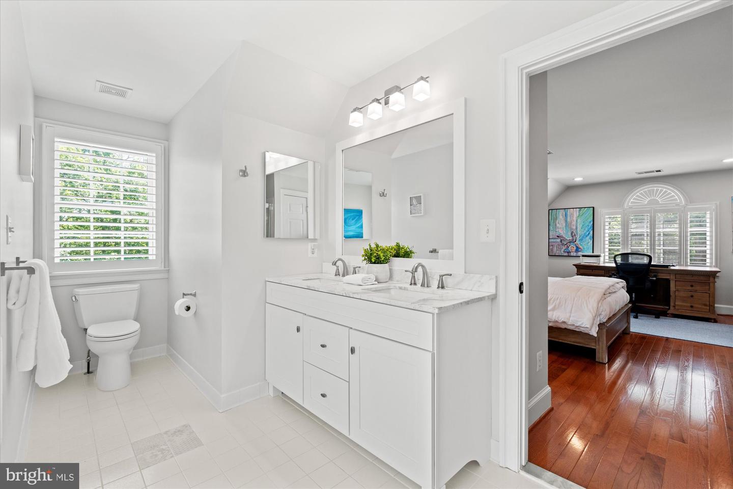 625 NALLS FARM WAY, GREAT FALLS, Virginia 22066, 5 Bedrooms Bedrooms, ,6 BathroomsBathrooms,Residential,For sale,625 NALLS FARM WAY,VAFX2243522 MLS # VAFX2243522