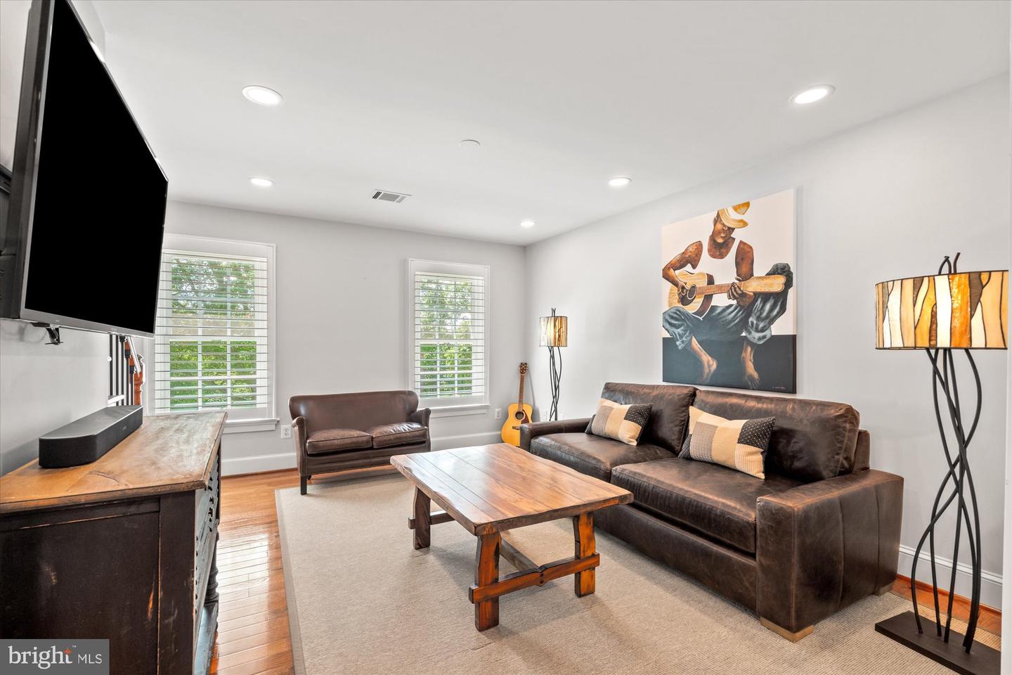 625 NALLS FARM WAY, GREAT FALLS, Virginia 22066, 5 Bedrooms Bedrooms, ,6 BathroomsBathrooms,Residential,For sale,625 NALLS FARM WAY,VAFX2243522 MLS # VAFX2243522
