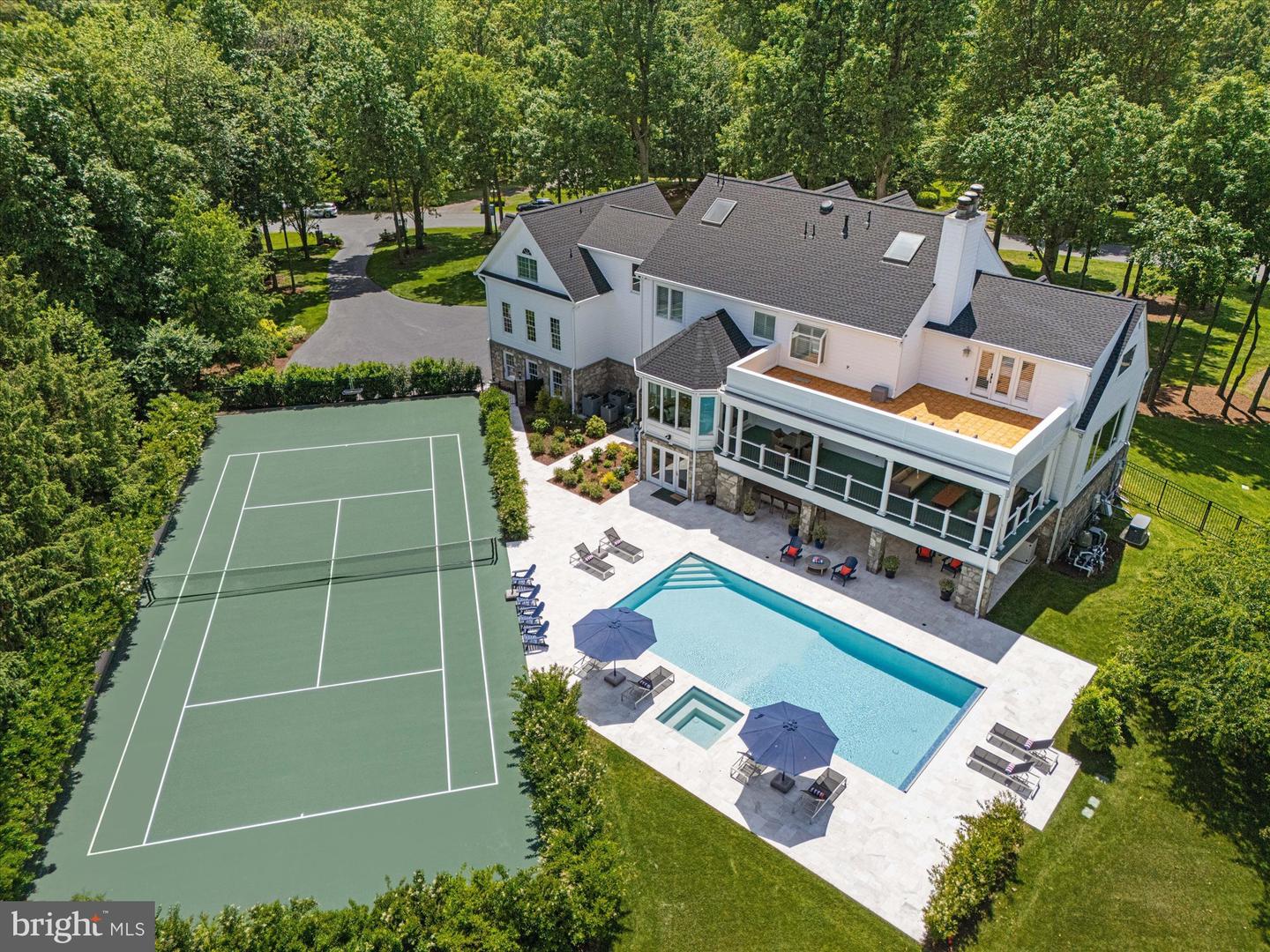 625 NALLS FARM WAY, GREAT FALLS, Virginia 22066, 5 Bedrooms Bedrooms, ,6 BathroomsBathrooms,Residential,For sale,625 NALLS FARM WAY,VAFX2243522 MLS # VAFX2243522