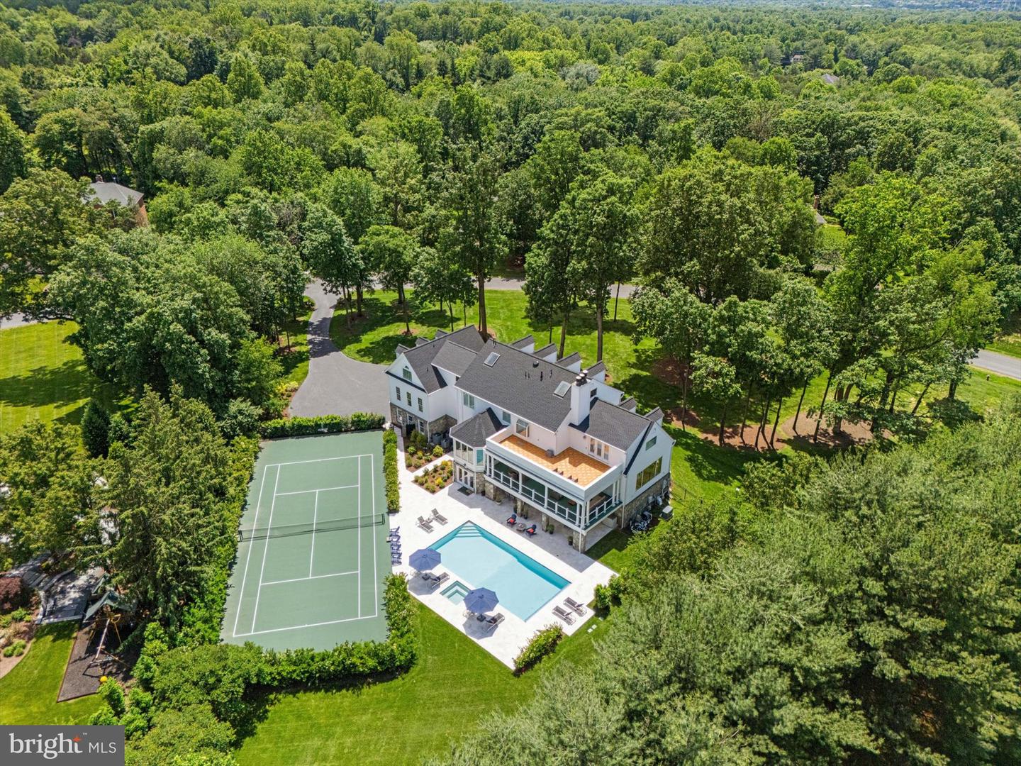 625 NALLS FARM WAY, GREAT FALLS, Virginia 22066, 5 Bedrooms Bedrooms, ,6 BathroomsBathrooms,Residential,For sale,625 NALLS FARM WAY,VAFX2243522 MLS # VAFX2243522