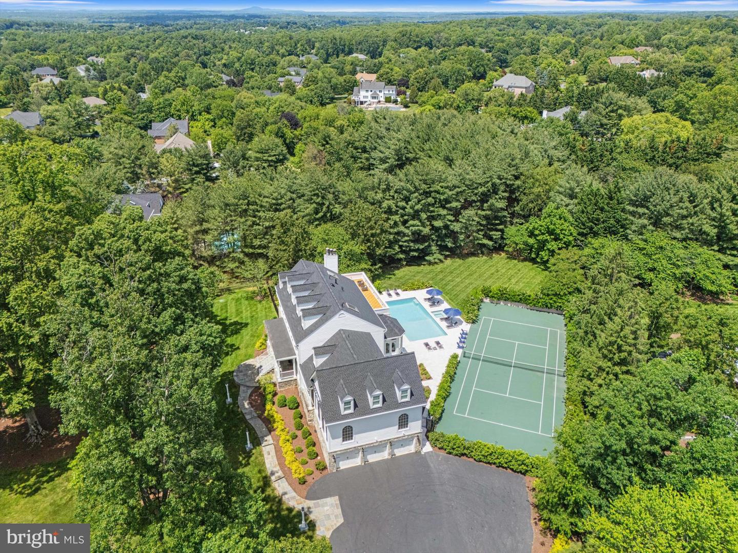 625 NALLS FARM WAY, GREAT FALLS, Virginia 22066, 5 Bedrooms Bedrooms, ,6 BathroomsBathrooms,Residential,For sale,625 NALLS FARM WAY,VAFX2243522 MLS # VAFX2243522