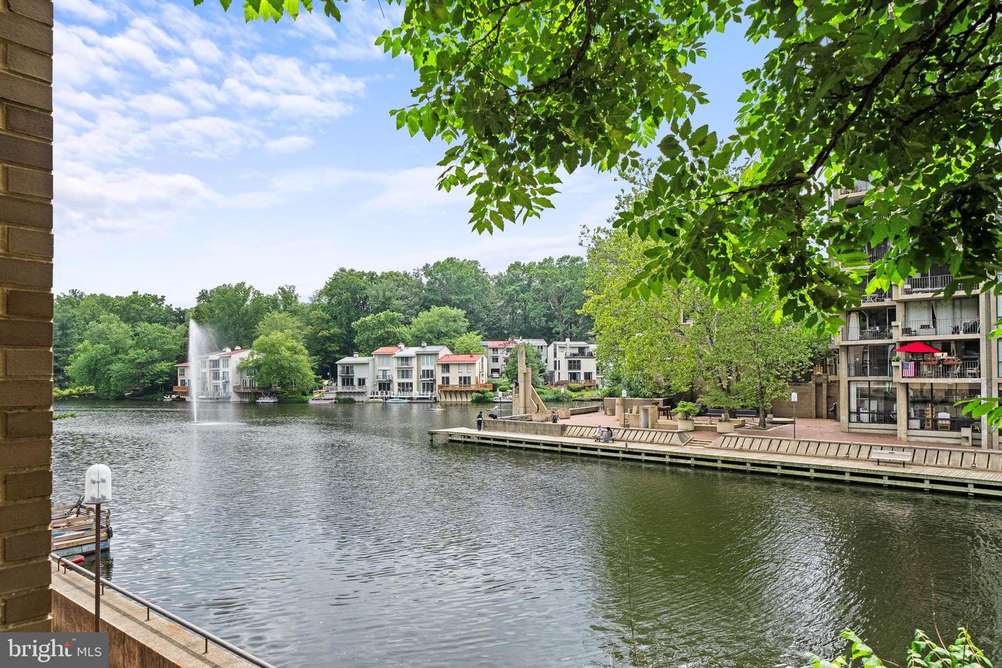 1674 CHIMNEY HOUSE RD, RESTON, Virginia 20190, 3 Bedrooms Bedrooms, ,2 BathroomsBathrooms,Residential,For sale,1674 CHIMNEY HOUSE RD,VAFX2245612 MLS # VAFX2245612