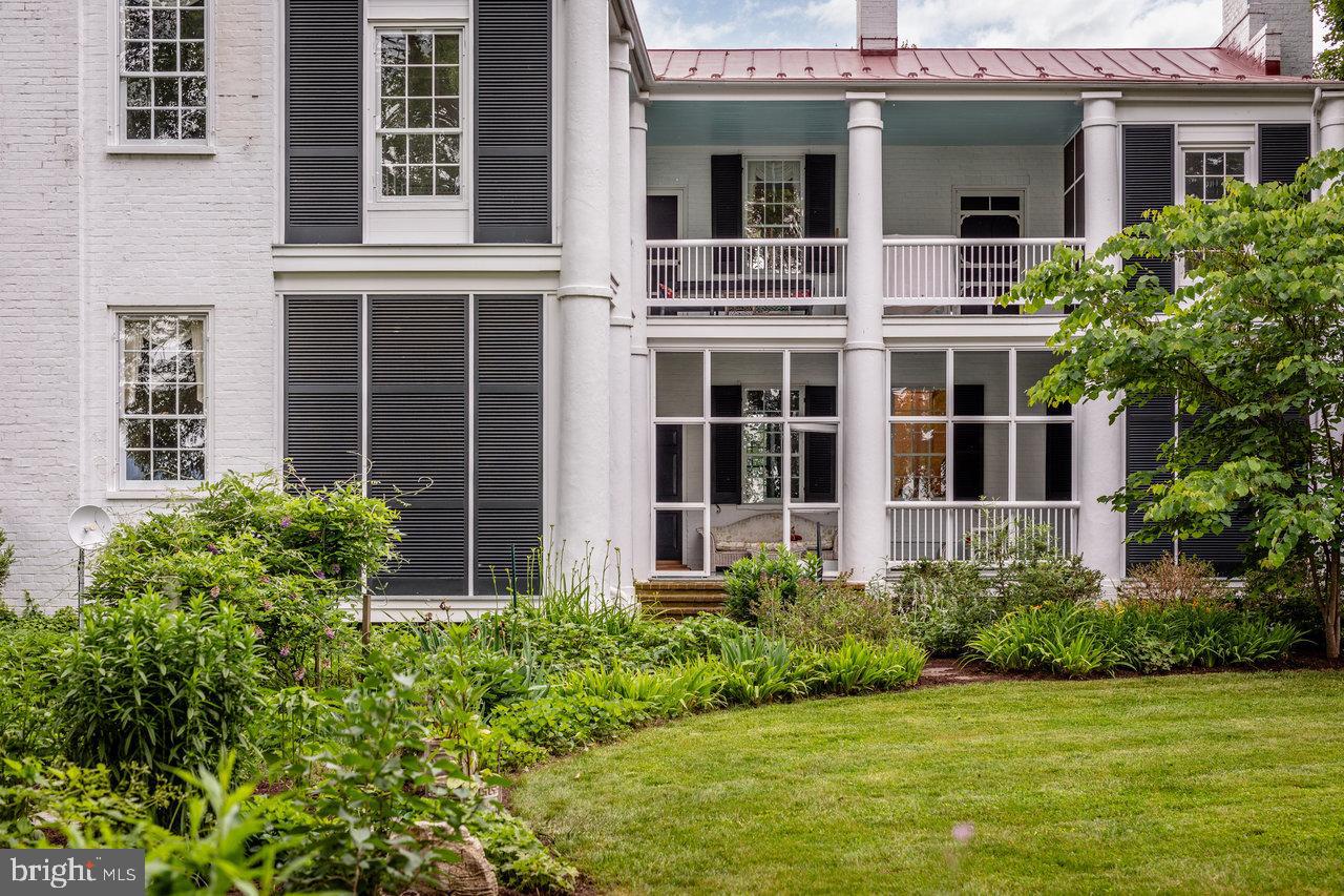 5375 LYNNWOOD RD, PORT REPUBLIC, Virginia 24471, 5 Bedrooms Bedrooms, ,3 BathroomsBathrooms,Residential,For sale,5375 LYNNWOOD RD,VARO2002356 MLS # VARO2002356