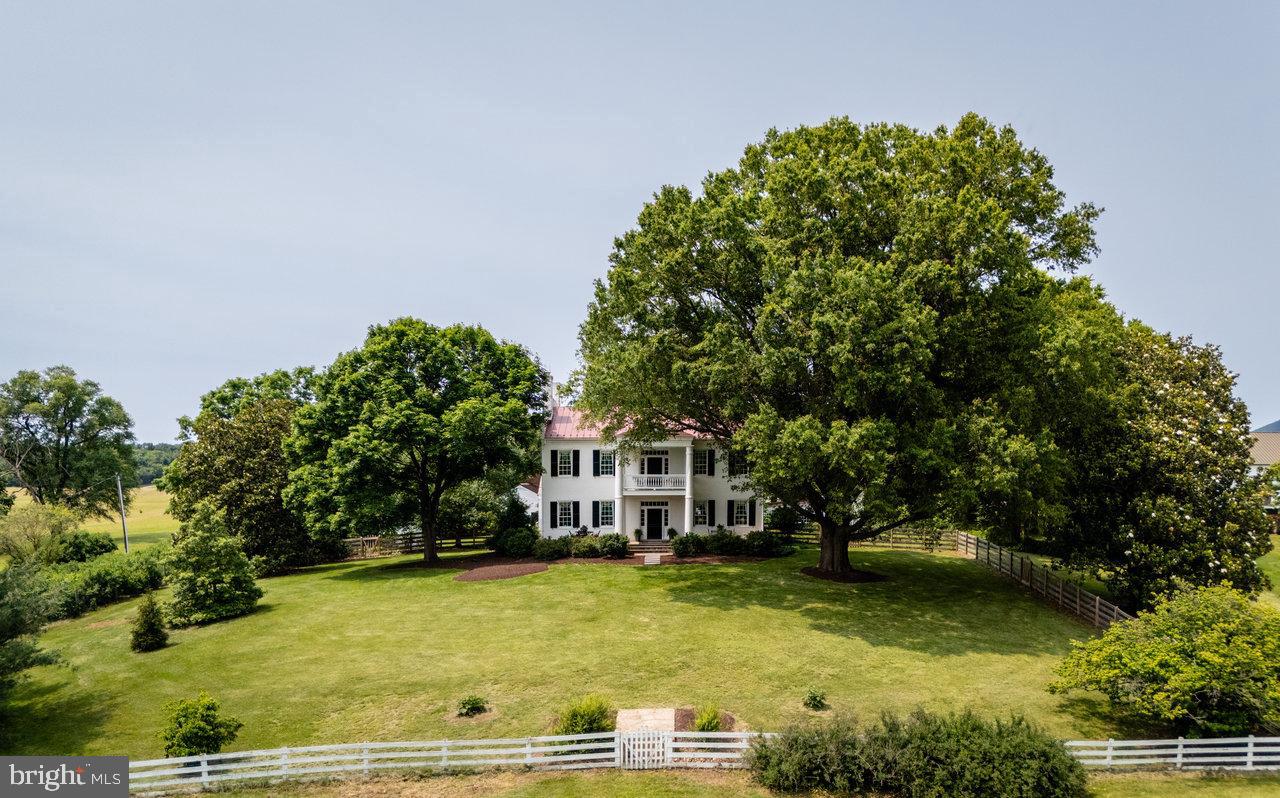 5375 LYNNWOOD RD, PORT REPUBLIC, Virginia 24471, 5 Bedrooms Bedrooms, ,3 BathroomsBathrooms,Residential,For sale,5375 LYNNWOOD RD,VARO2002356 MLS # VARO2002356