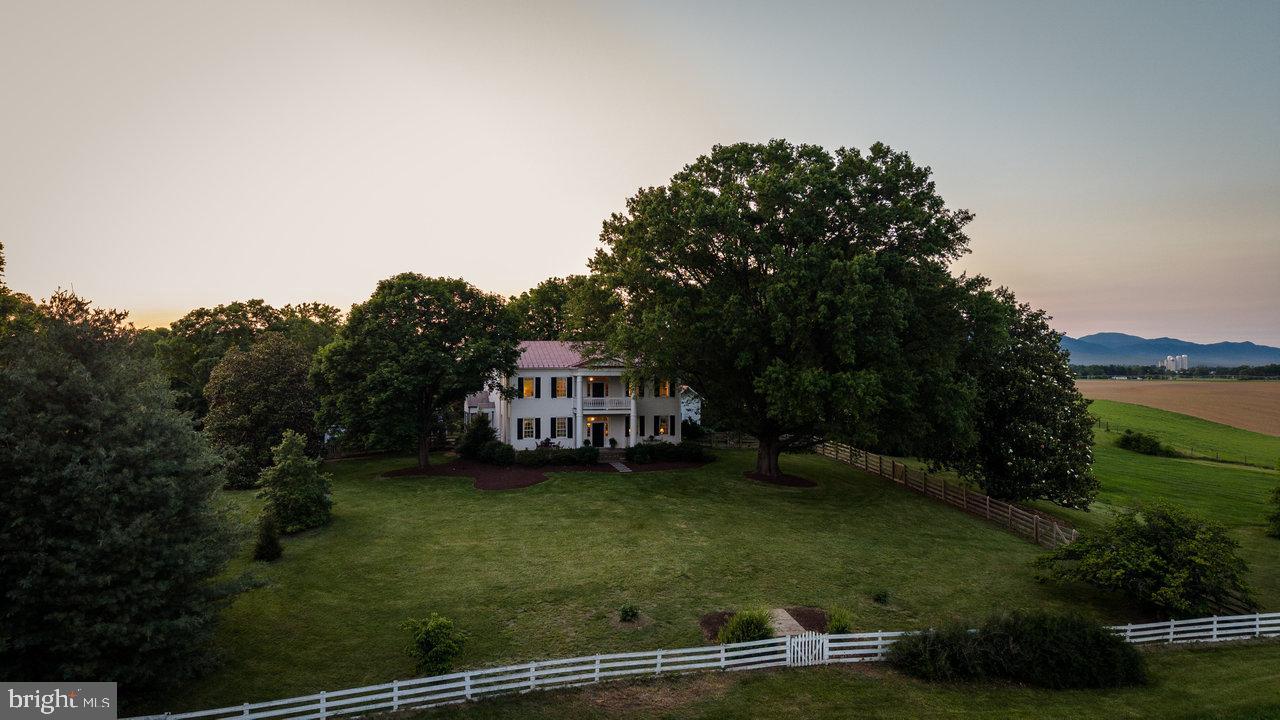 5375 LYNNWOOD RD, PORT REPUBLIC, Virginia 24471, 5 Bedrooms Bedrooms, ,3 BathroomsBathrooms,Residential,For sale,5375 LYNNWOOD RD,VARO2002356 MLS # VARO2002356