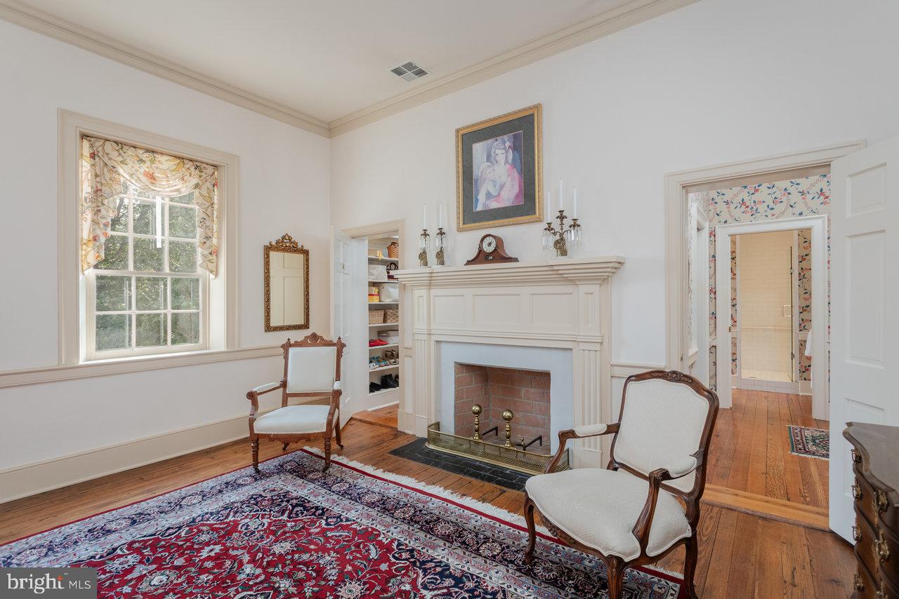 5375 LYNNWOOD RD, PORT REPUBLIC, Virginia 24471, 5 Bedrooms Bedrooms, ,3 BathroomsBathrooms,Residential,For sale,5375 LYNNWOOD RD,VARO2002356 MLS # VARO2002356