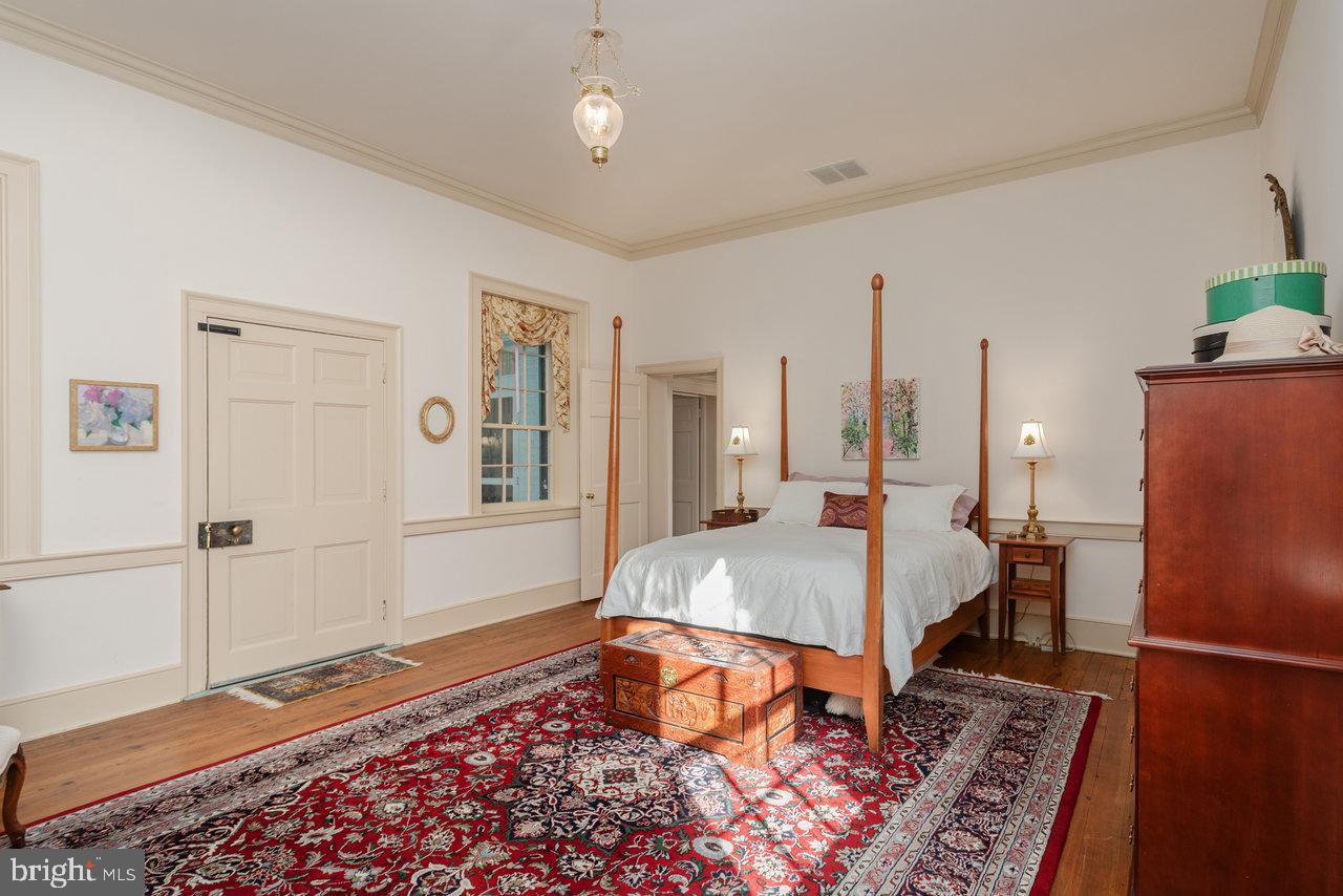 5375 LYNNWOOD RD, PORT REPUBLIC, Virginia 24471, 5 Bedrooms Bedrooms, ,3 BathroomsBathrooms,Residential,For sale,5375 LYNNWOOD RD,VARO2002356 MLS # VARO2002356