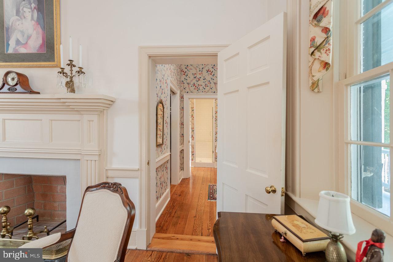 5375 LYNNWOOD RD, PORT REPUBLIC, Virginia 24471, 5 Bedrooms Bedrooms, ,3 BathroomsBathrooms,Residential,For sale,5375 LYNNWOOD RD,VARO2002356 MLS # VARO2002356