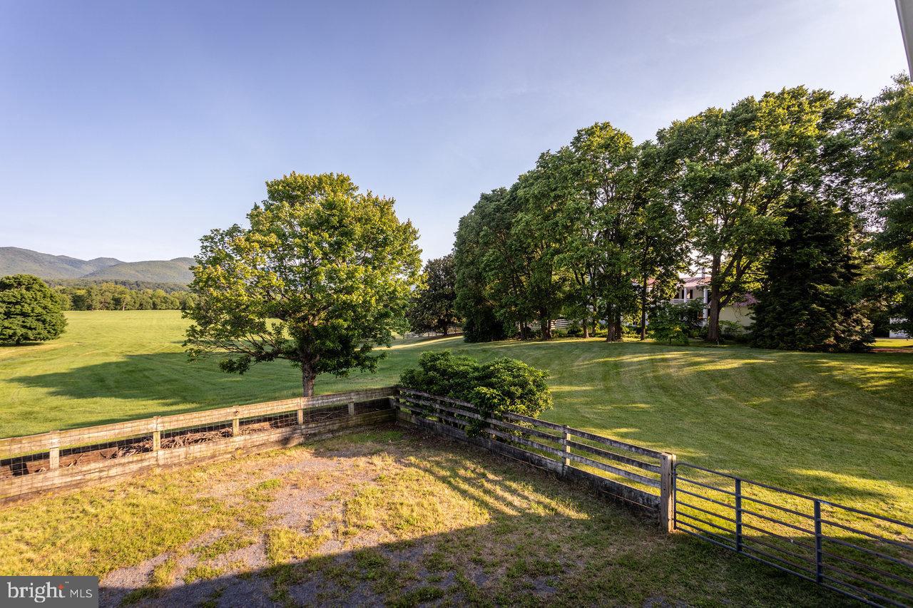 5375 LYNNWOOD RD, PORT REPUBLIC, Virginia 24471, 5 Bedrooms Bedrooms, ,3 BathroomsBathrooms,Residential,For sale,5375 LYNNWOOD RD,VARO2002356 MLS # VARO2002356