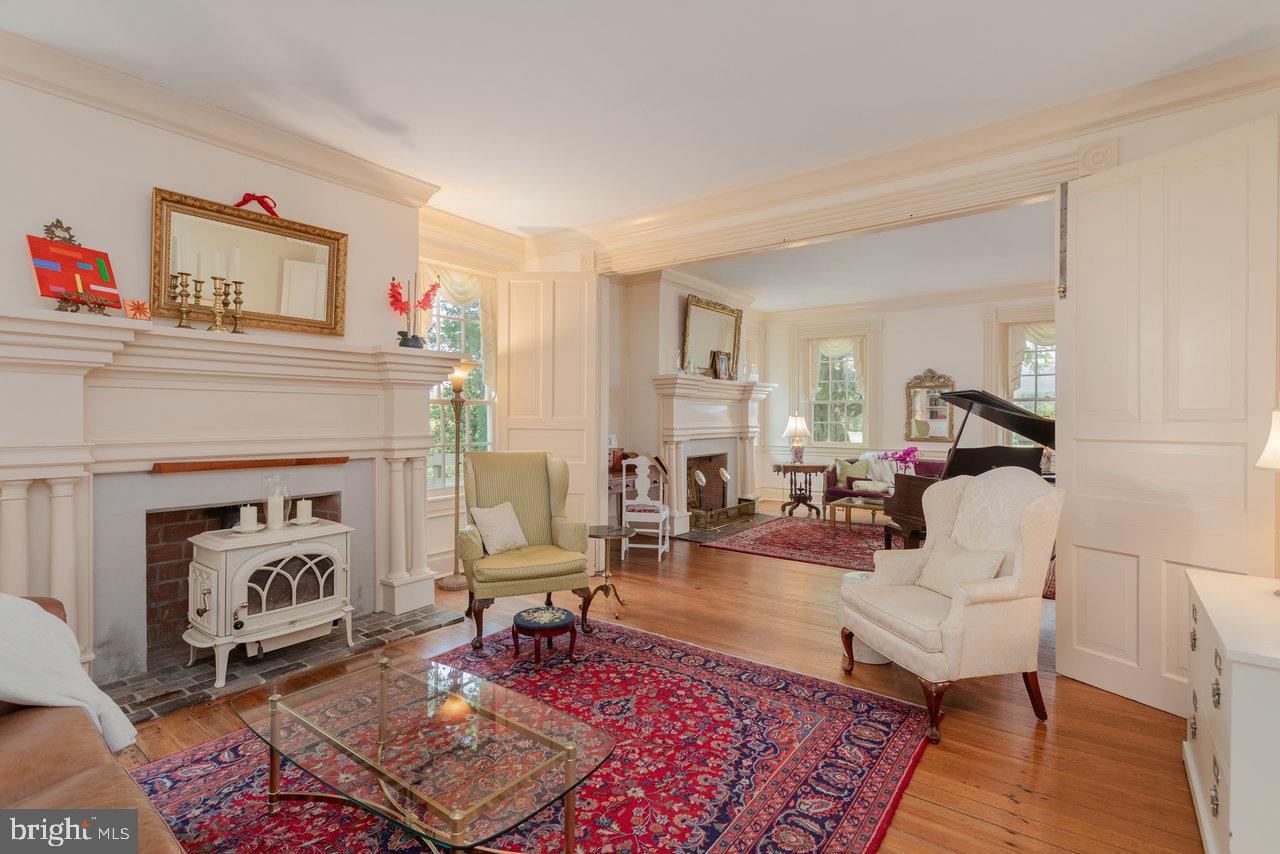 5375 LYNNWOOD RD, PORT REPUBLIC, Virginia 24471, 5 Bedrooms Bedrooms, ,3 BathroomsBathrooms,Residential,For sale,5375 LYNNWOOD RD,VARO2002356 MLS # VARO2002356