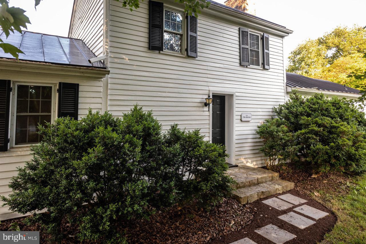 5375 LYNNWOOD RD, PORT REPUBLIC, Virginia 24471, 5 Bedrooms Bedrooms, ,3 BathroomsBathrooms,Residential,For sale,5375 LYNNWOOD RD,VARO2002356 MLS # VARO2002356