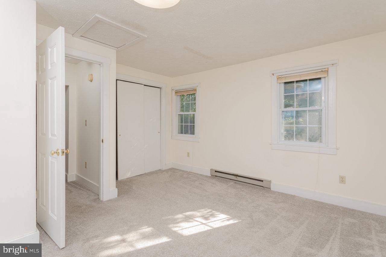 5375 LYNNWOOD RD, PORT REPUBLIC, Virginia 24471, 5 Bedrooms Bedrooms, ,3 BathroomsBathrooms,Residential,For sale,5375 LYNNWOOD RD,VARO2002356 MLS # VARO2002356