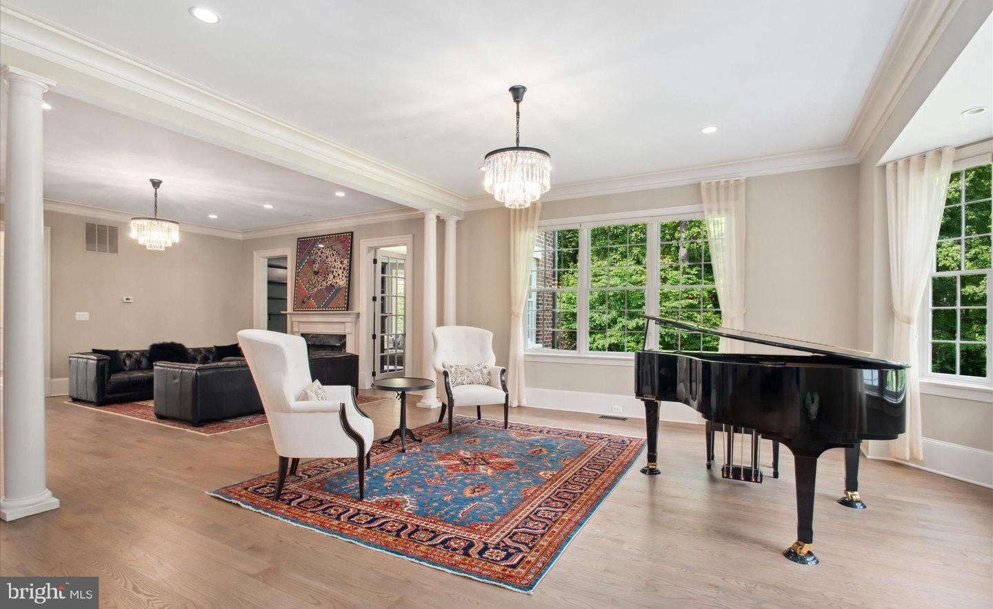 6804 BENJAMIN ST, MCLEAN, Virginia 22101, 6 Bedrooms Bedrooms, ,6 BathroomsBathrooms,Residential,For sale,6804 BENJAMIN ST,VAFX2246364 MLS # VAFX2246364