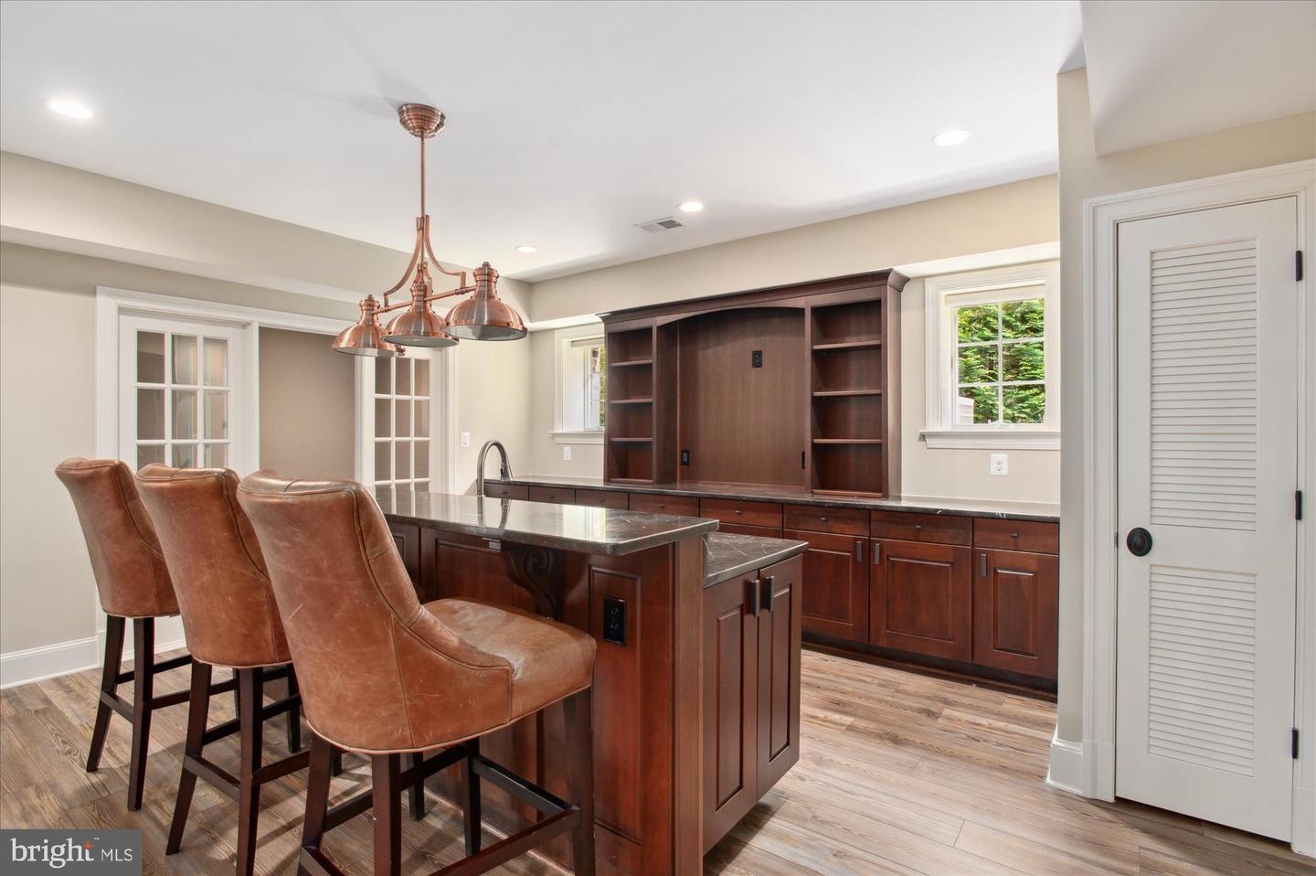 6804 BENJAMIN ST, MCLEAN, Virginia 22101, 6 Bedrooms Bedrooms, ,6 BathroomsBathrooms,Residential,For sale,6804 BENJAMIN ST,VAFX2246364 MLS # VAFX2246364