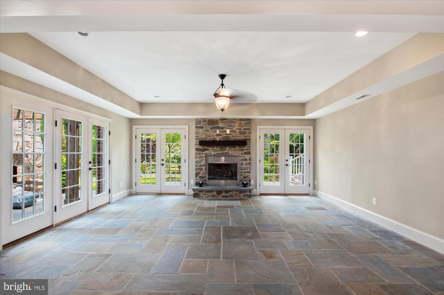 6804 BENJAMIN ST, MCLEAN, Virginia 22101, 6 Bedrooms Bedrooms, ,6 BathroomsBathrooms,Residential,For sale,6804 BENJAMIN ST,VAFX2246364 MLS # VAFX2246364