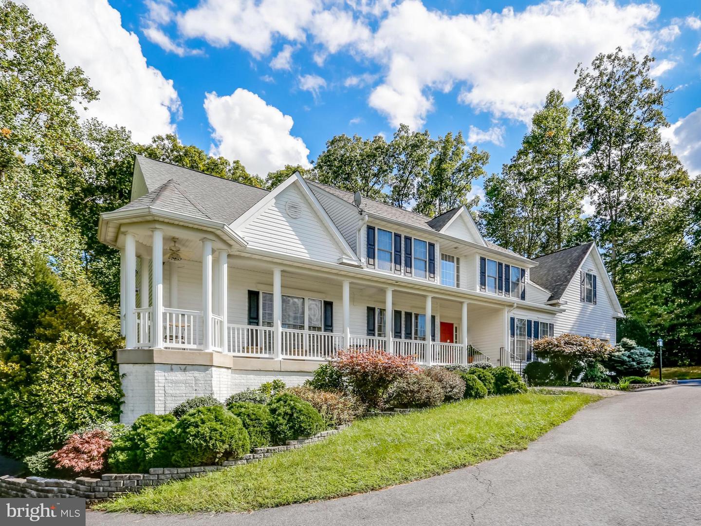 130 CHERRY HILL DR, STAFFORD, Virginia 22556, 5 Bedrooms Bedrooms, ,4 BathroomsBathrooms,Residential,For sale,130 CHERRY HILL DR,VAST2039618 MLS # VAST2039618