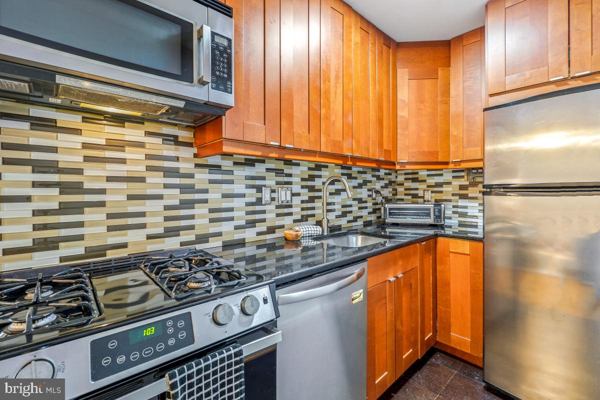 1545 18TH ST NW #215, WASHINGTON, District Of Columbia 20036, 2 Bedrooms Bedrooms, ,1 BathroomBathrooms,Residential,For sale,1545 18TH ST NW #215,DCDC2204712 MLS # DCDC2204712