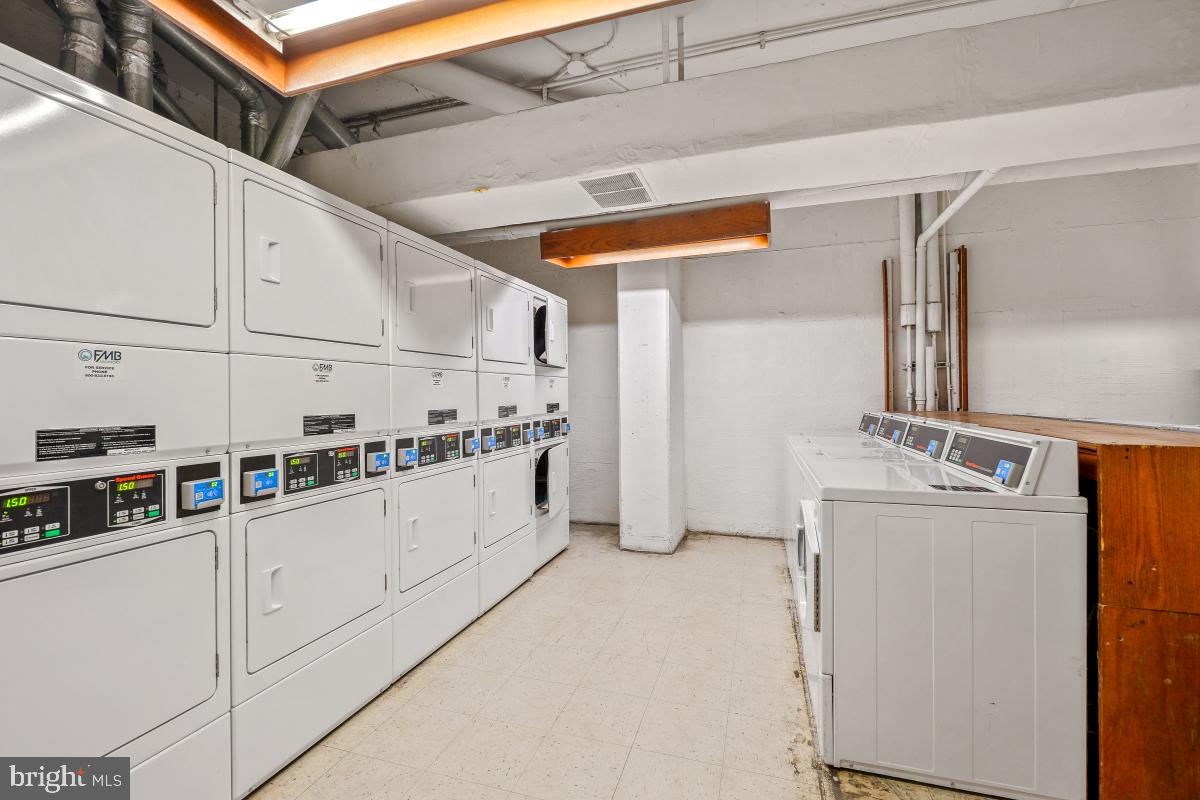 1545 18TH ST NW #215, WASHINGTON, District Of Columbia 20036, 2 Bedrooms Bedrooms, ,1 BathroomBathrooms,Residential,For sale,1545 18TH ST NW #215,DCDC2204712 MLS # DCDC2204712