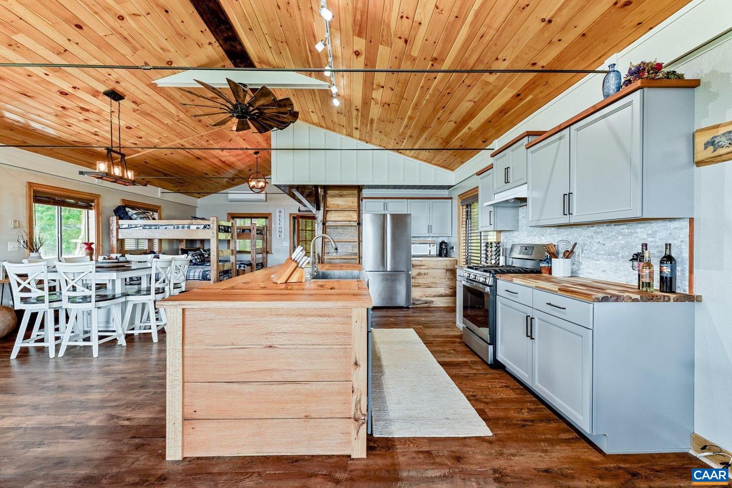 1472 FLATTOP MOUNTAIN RD, FREE UNION, Virginia 22940, 1 Bedroom Bedrooms, ,1 BathroomBathrooms,Residential,For sale,1472 FLATTOP MOUNTAIN RD,665555 MLS # 665555