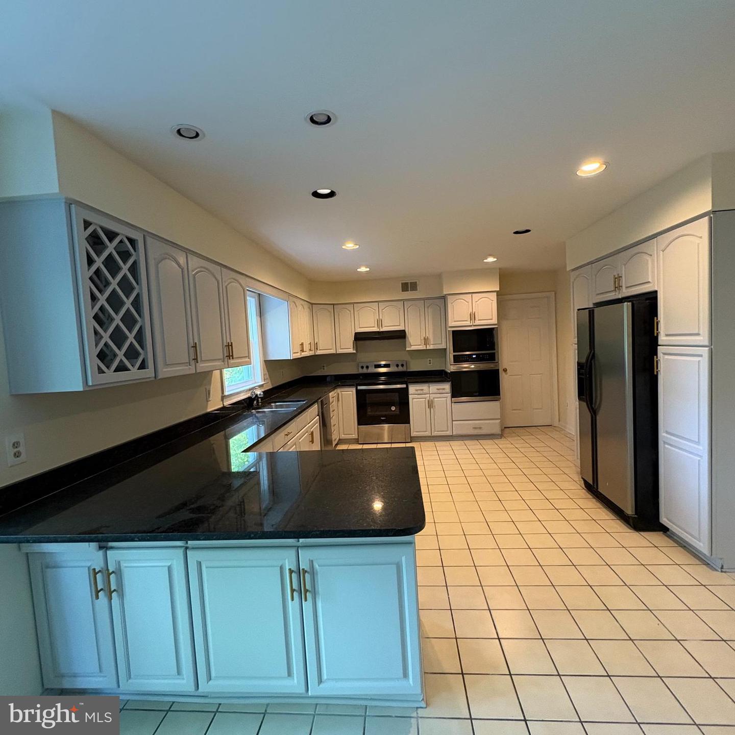3502 HOLLY RD, ANNANDALE, Virginia 22003, 5 Bedrooms Bedrooms, ,2 BathroomsBathrooms,Residential,For sale,3502 HOLLY RD,VAFX2246692 MLS # VAFX2246692