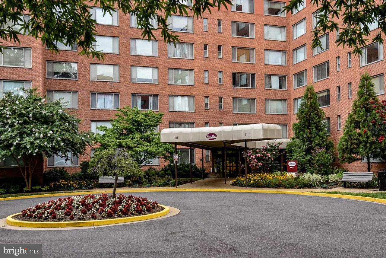 1111 ARLINGTON BLVD #501, ARLINGTON, Virginia 22209, ,1 BathroomBathrooms,Residential,For sale,1111 ARLINGTON BLVD #501,VAAR2059016 MLS # VAAR2059016