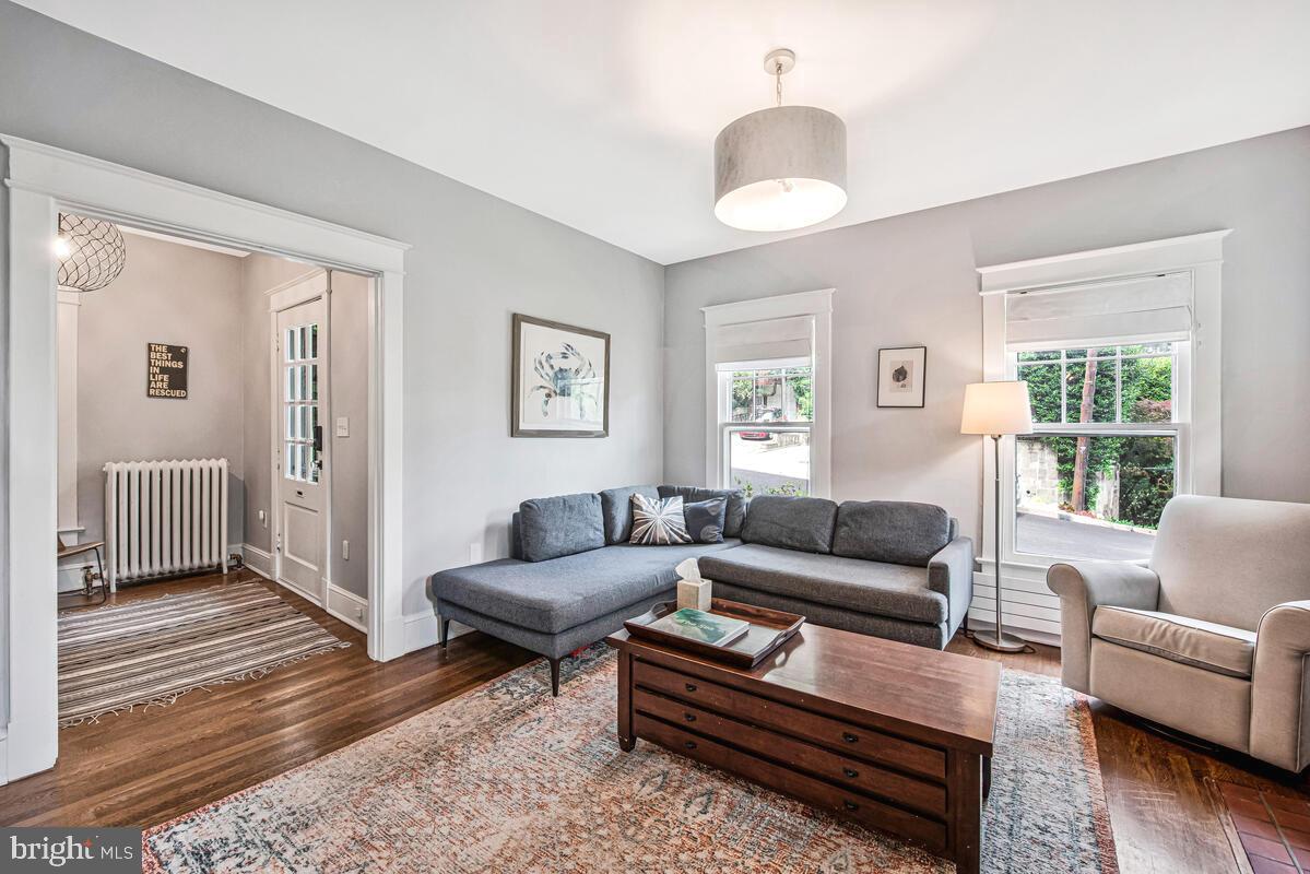 3419 30TH ST NW, WASHINGTON, District Of Columbia 20008, 2 Bedrooms Bedrooms, ,3 BathroomsBathrooms,Residential,For sale,3419 30TH ST NW,DCDC2205072 MLS # DCDC2205072
