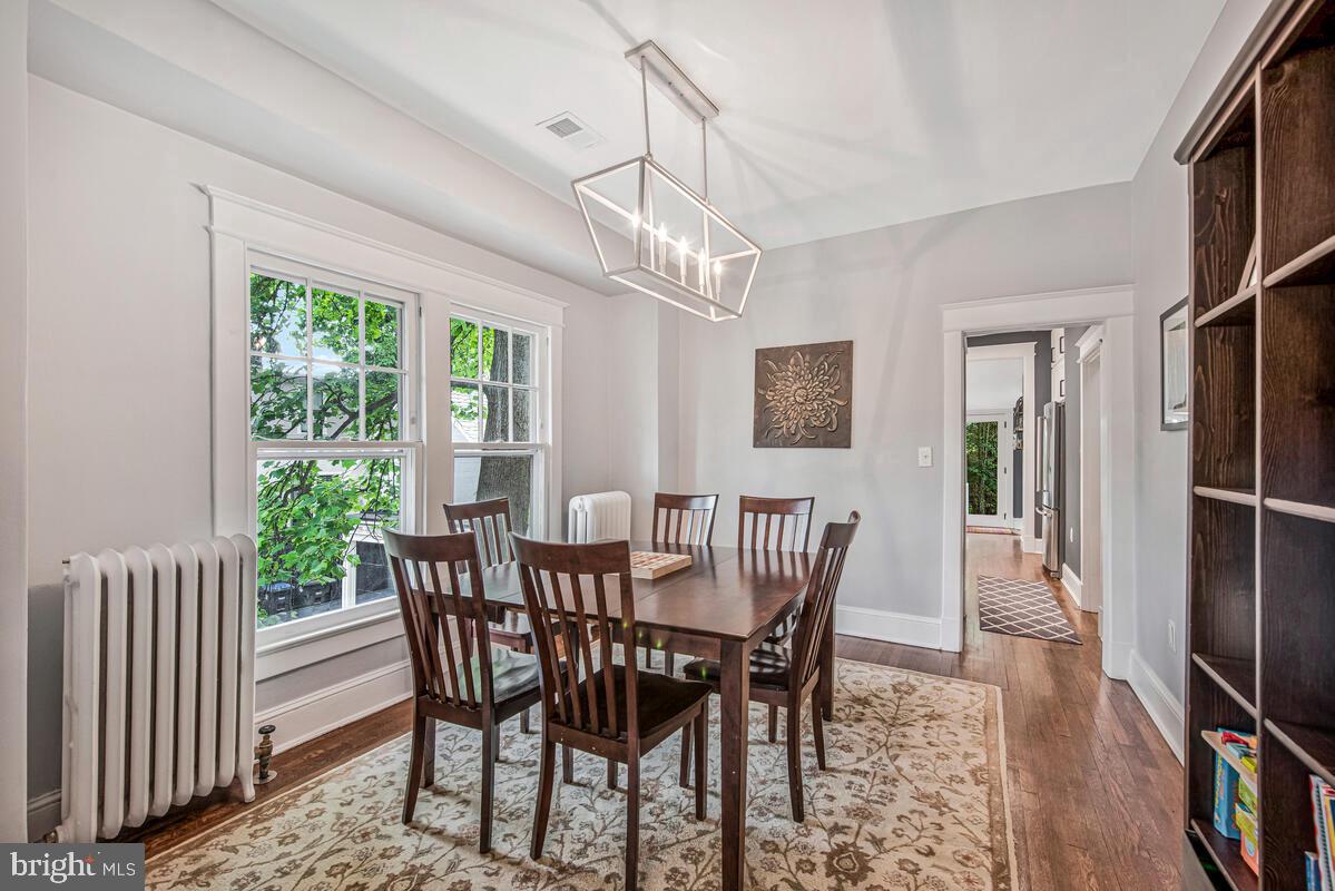 3419 30TH ST NW, WASHINGTON, District Of Columbia 20008, 2 Bedrooms Bedrooms, ,3 BathroomsBathrooms,Residential,For sale,3419 30TH ST NW,DCDC2205072 MLS # DCDC2205072