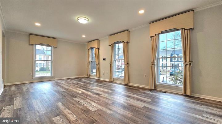 3200 FOOTHILL ST, WOODBRIDGE, Virginia 22192, 4 Bedrooms Bedrooms, ,2 BathroomsBathrooms,Residential,For sale,3200 FOOTHILL ST,VAPW2096820 MLS # VAPW2096820