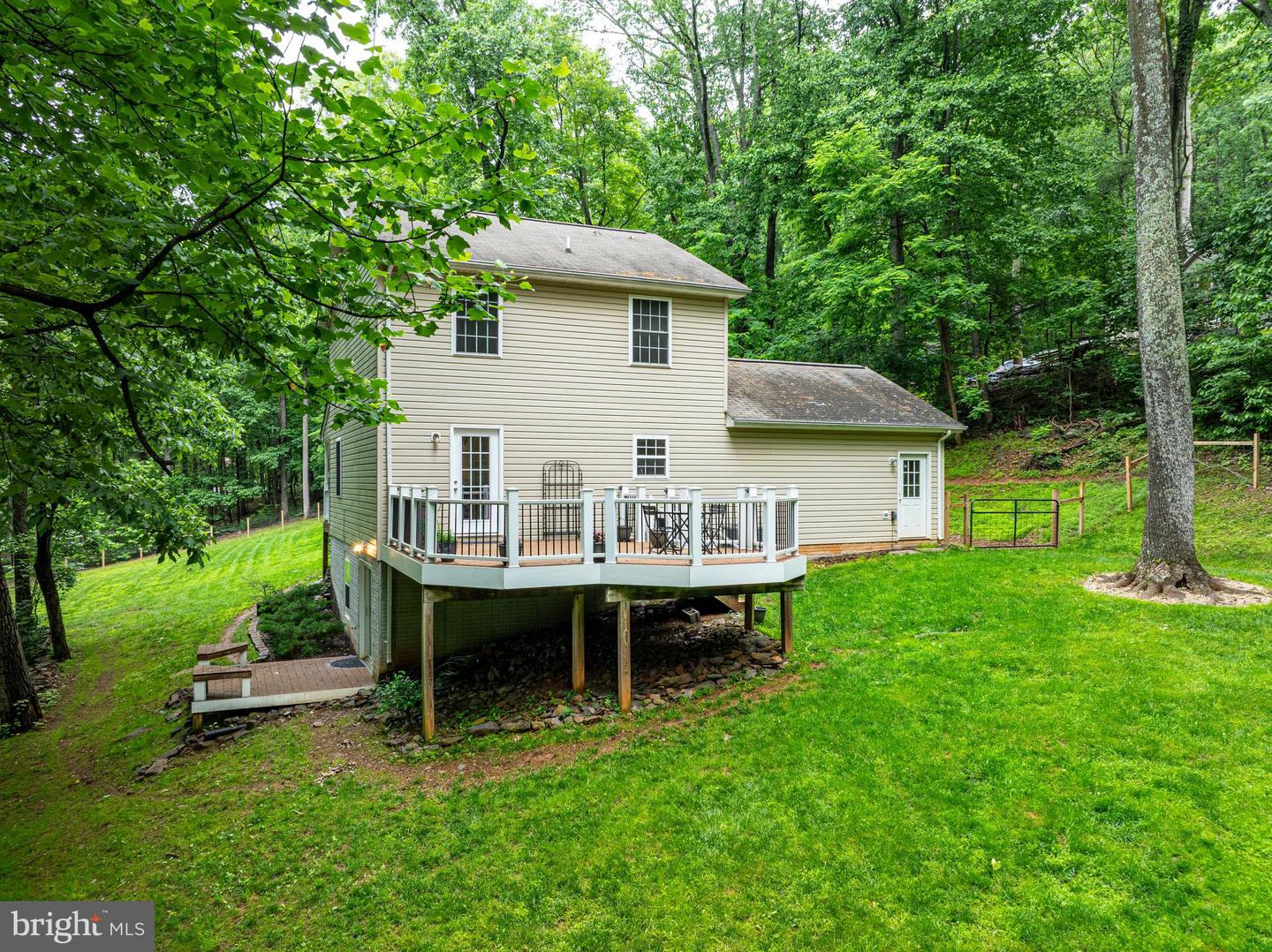 244 MARSDEN HEIGHTS RD, LINDEN, Virginia 22642, 4 Bedrooms Bedrooms, ,3 BathroomsBathrooms,Residential,For sale,244 MARSDEN HEIGHTS RD,VAWR2011424 MLS # VAWR2011424