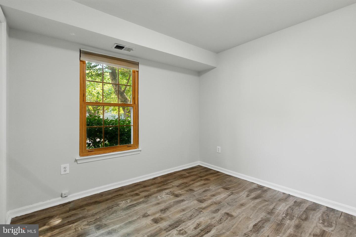 8604 SHADWELL DR #26, ALEXANDRIA, Virginia 22309, 2 Bedrooms Bedrooms, ,2 BathroomsBathrooms,Residential,For sale,8604 SHADWELL DR #26,VAFX2247134 MLS # VAFX2247134