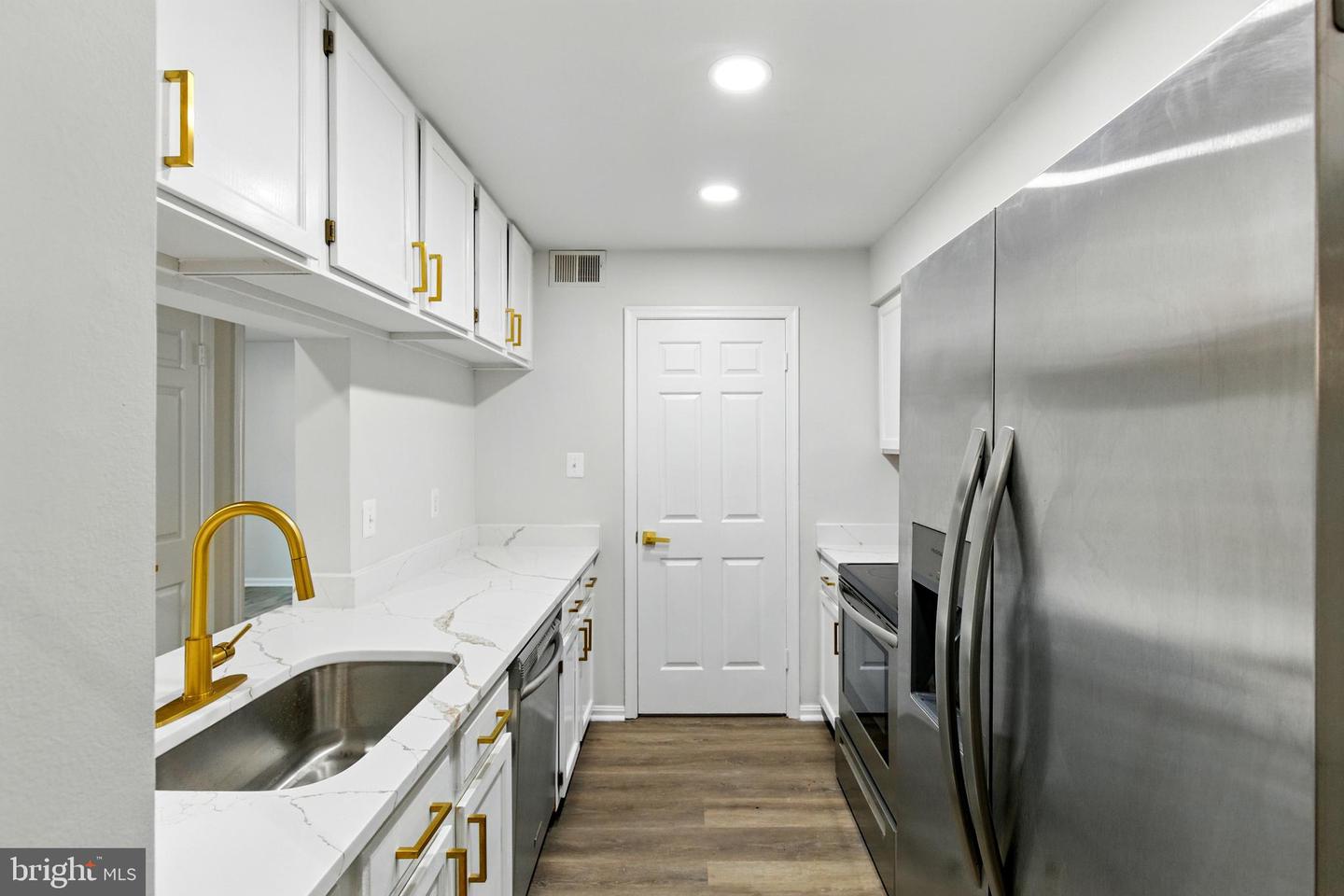 8604 SHADWELL DR #26, ALEXANDRIA, Virginia 22309, 2 Bedrooms Bedrooms, ,2 BathroomsBathrooms,Residential,For sale,8604 SHADWELL DR #26,VAFX2247134 MLS # VAFX2247134