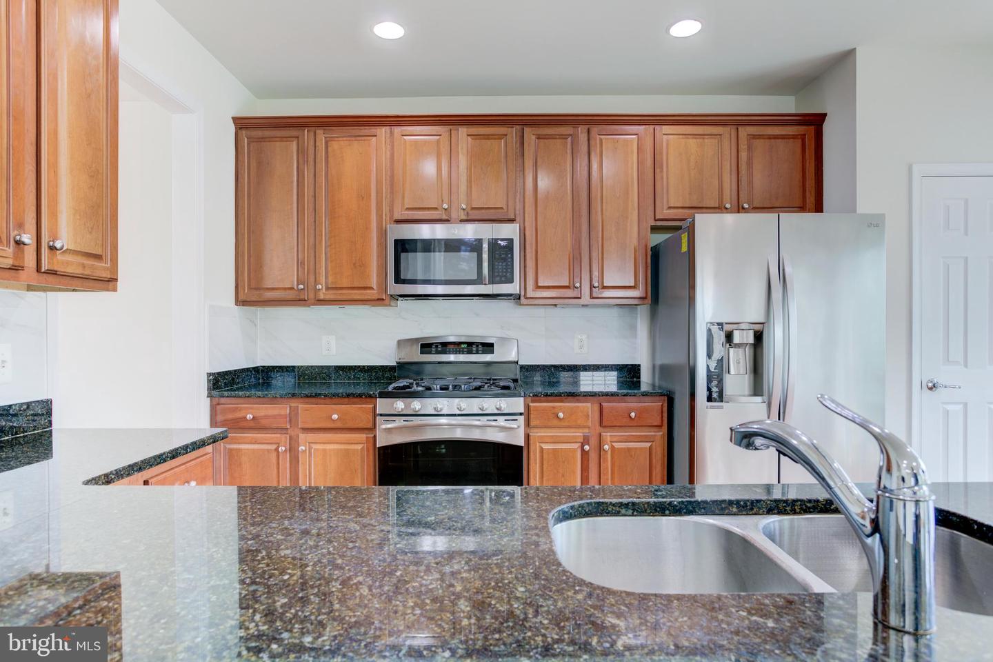42900 BITTNER SQ, ASHBURN, Virginia 20148, 3 Bedrooms Bedrooms, ,2 BathroomsBathrooms,Residential,For sale,42900 BITTNER SQ,VALO2099442 MLS # VALO2099442