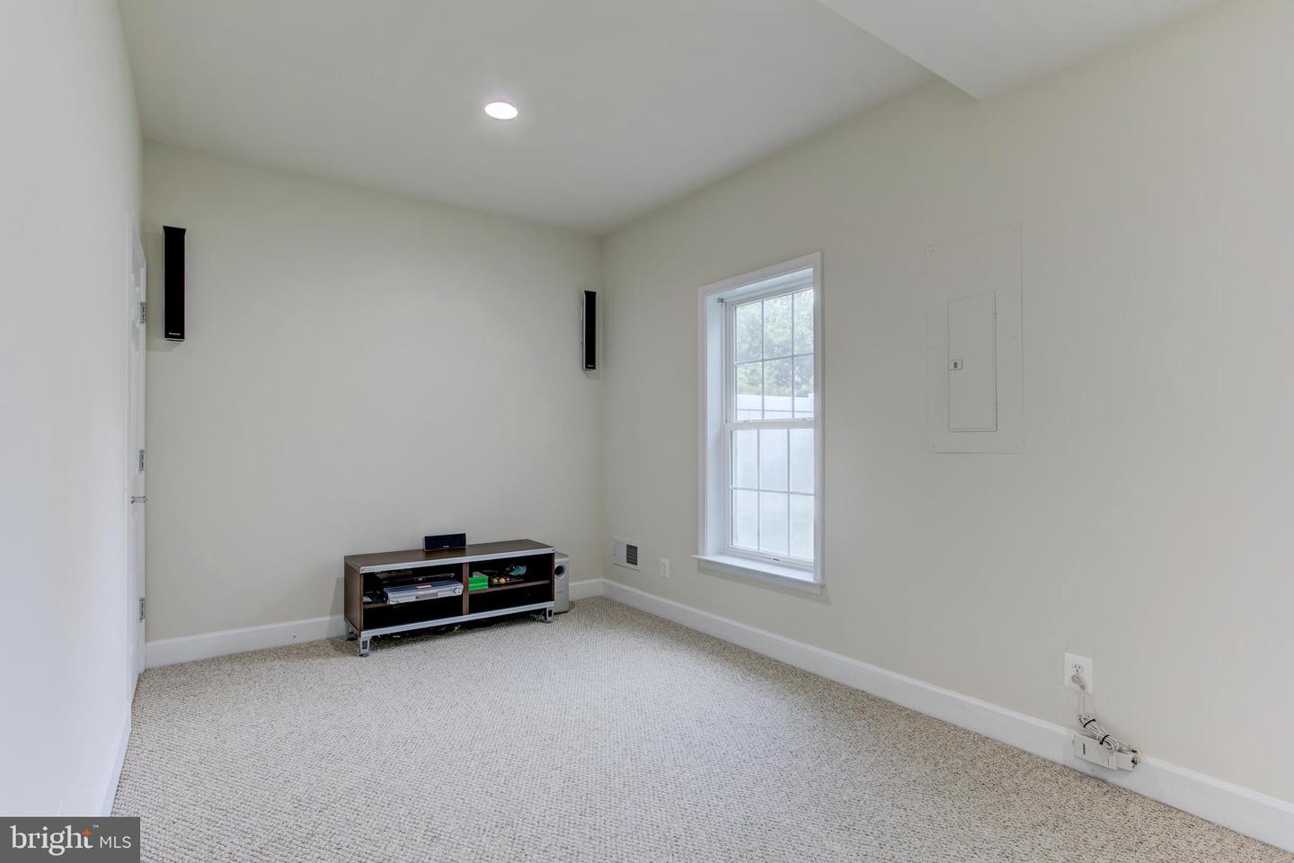 42900 BITTNER SQ, ASHBURN, Virginia 20148, 3 Bedrooms Bedrooms, ,2 BathroomsBathrooms,Residential,For sale,42900 BITTNER SQ,VALO2099442 MLS # VALO2099442
