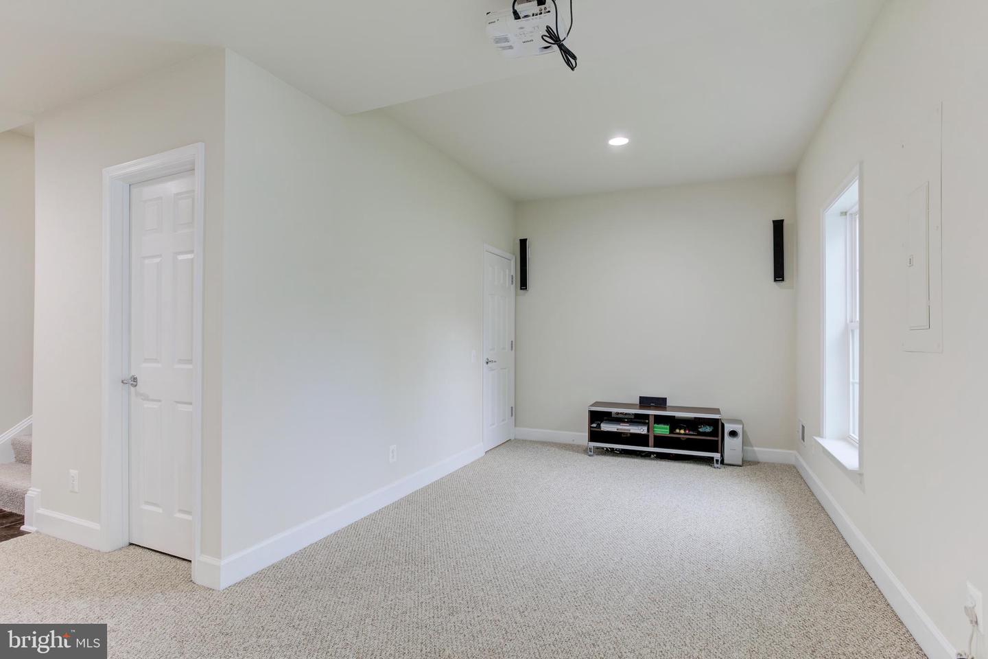 42900 BITTNER SQ, ASHBURN, Virginia 20148, 3 Bedrooms Bedrooms, ,2 BathroomsBathrooms,Residential,For sale,42900 BITTNER SQ,VALO2099442 MLS # VALO2099442