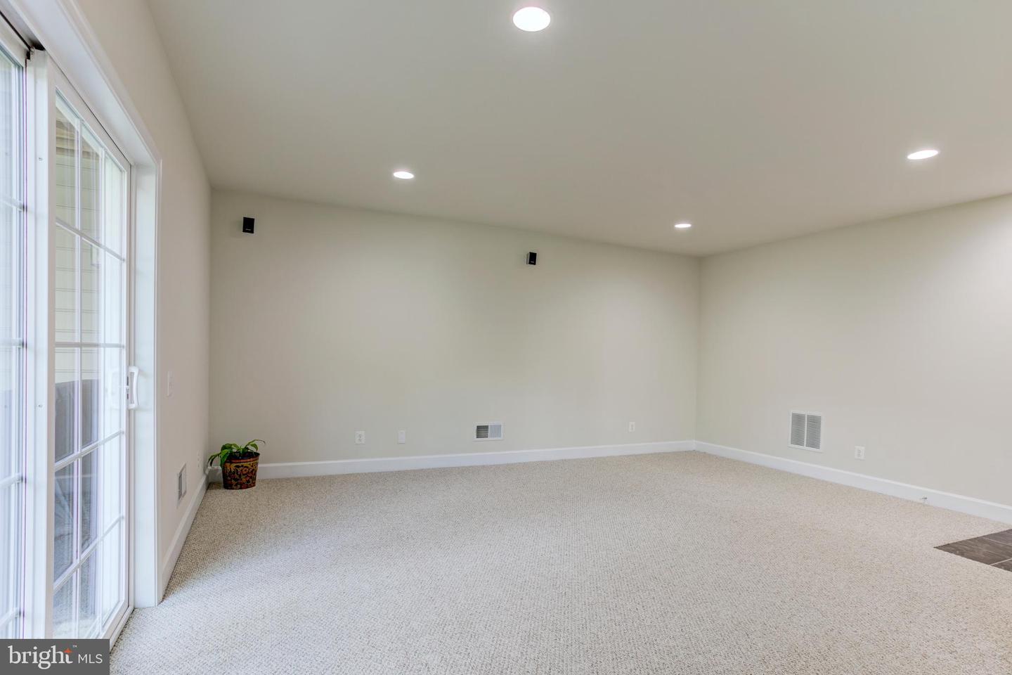 42900 BITTNER SQ, ASHBURN, Virginia 20148, 3 Bedrooms Bedrooms, ,2 BathroomsBathrooms,Residential,For sale,42900 BITTNER SQ,VALO2099442 MLS # VALO2099442