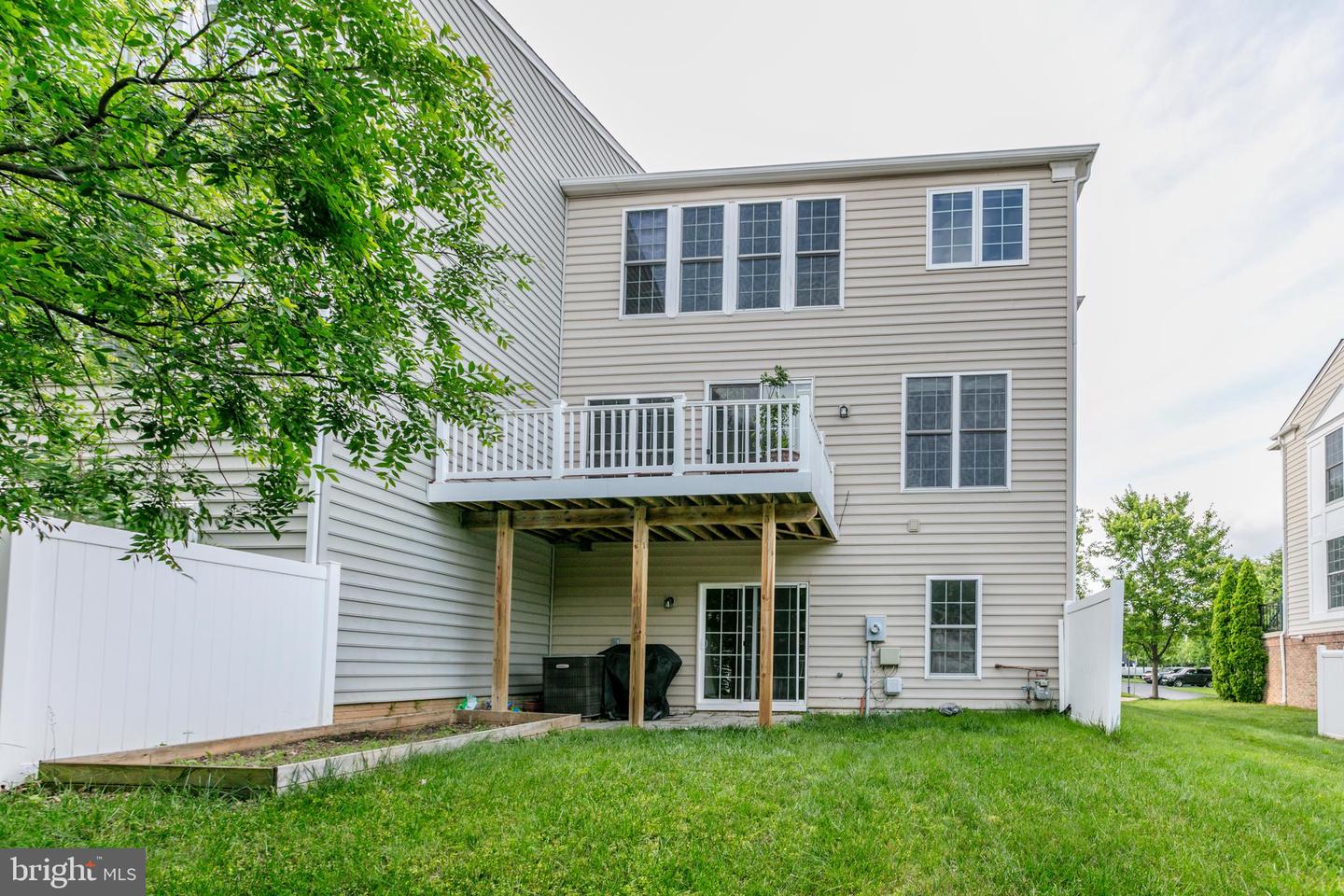 42900 BITTNER SQ, ASHBURN, Virginia 20148, 3 Bedrooms Bedrooms, ,2 BathroomsBathrooms,Residential,For sale,42900 BITTNER SQ,VALO2099442 MLS # VALO2099442