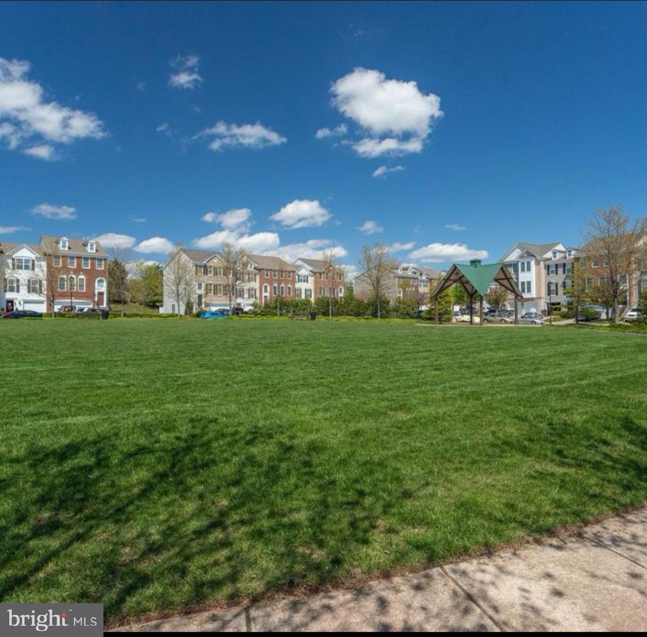 42900 BITTNER SQ, ASHBURN, Virginia 20148, 3 Bedrooms Bedrooms, ,2 BathroomsBathrooms,Residential,For sale,42900 BITTNER SQ,VALO2099442 MLS # VALO2099442
