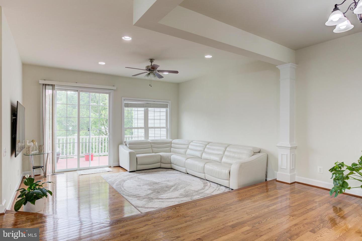 42900 BITTNER SQ, ASHBURN, Virginia 20148, 3 Bedrooms Bedrooms, ,2 BathroomsBathrooms,Residential,For sale,42900 BITTNER SQ,VALO2099442 MLS # VALO2099442