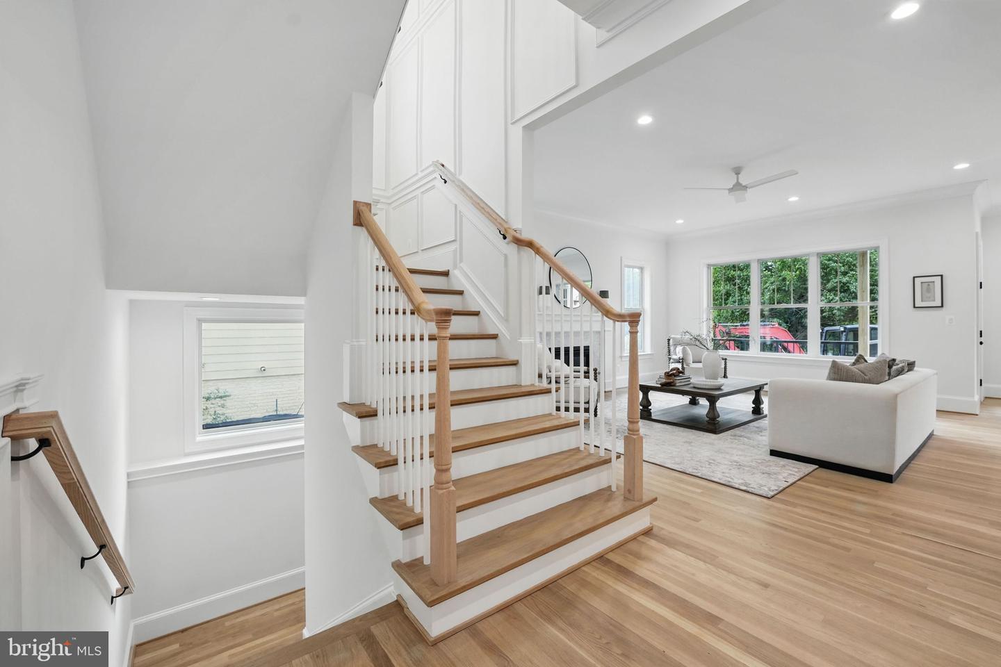 4705 25TH ST N, ARLINGTON, Virginia 22207, 7 Bedrooms Bedrooms, ,6 BathroomsBathrooms,Residential,For sale,4705 25TH ST N,VAAR2059122 MLS # VAAR2059122