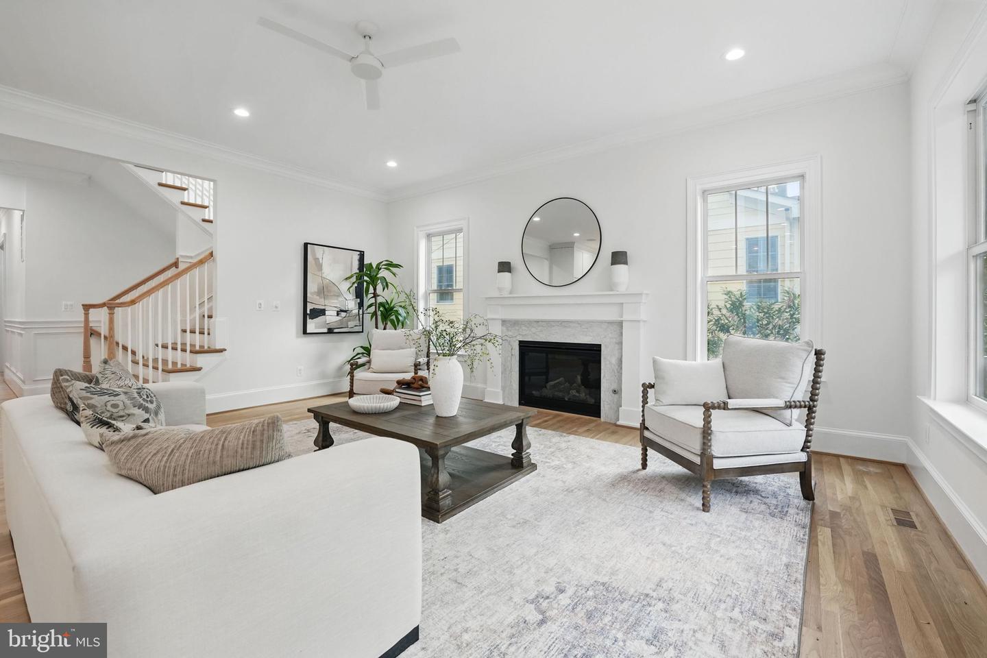 4705 25TH ST N, ARLINGTON, Virginia 22207, 7 Bedrooms Bedrooms, ,6 BathroomsBathrooms,Residential,For sale,4705 25TH ST N,VAAR2059122 MLS # VAAR2059122