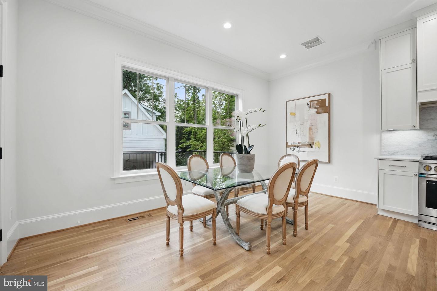 4705 25TH ST N, ARLINGTON, Virginia 22207, 7 Bedrooms Bedrooms, ,6 BathroomsBathrooms,Residential,For sale,4705 25TH ST N,VAAR2059122 MLS # VAAR2059122