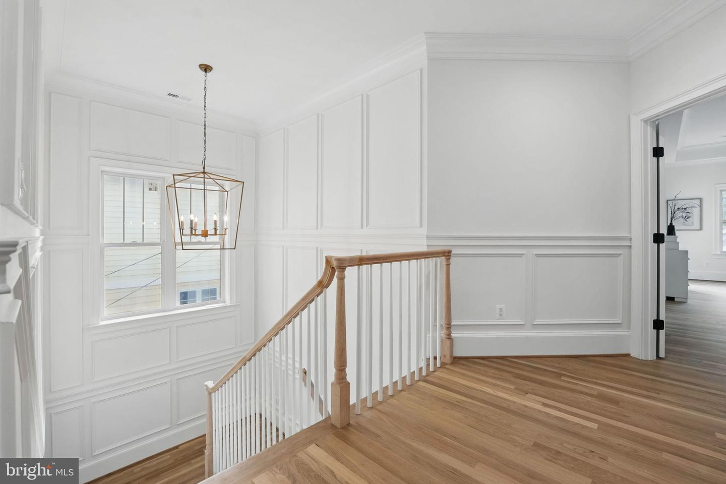 4705 25TH ST N, ARLINGTON, Virginia 22207, 7 Bedrooms Bedrooms, ,6 BathroomsBathrooms,Residential,For sale,4705 25TH ST N,VAAR2059122 MLS # VAAR2059122