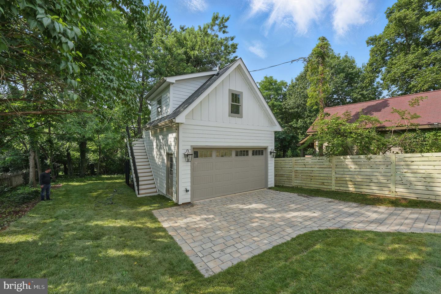 4705 25TH ST N, ARLINGTON, Virginia 22207, 7 Bedrooms Bedrooms, ,6 BathroomsBathrooms,Residential,For sale,4705 25TH ST N,VAAR2059122 MLS # VAAR2059122
