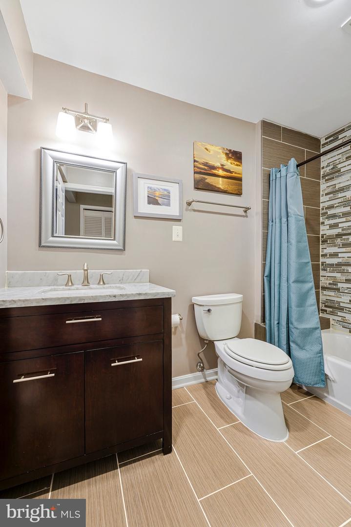 20605 CORNSTALK TER #101, ASHBURN, Virginia 20147, 2 Bedrooms Bedrooms, ,2 BathroomsBathrooms,Residential,For sale,20605 CORNSTALK TER #101,VALO2099204 MLS # VALO2099204