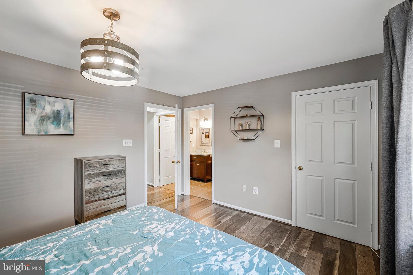 20605 CORNSTALK TER #101, ASHBURN, Virginia 20147, 2 Bedrooms Bedrooms, ,2 BathroomsBathrooms,Residential,For sale,20605 CORNSTALK TER #101,VALO2099204 MLS # VALO2099204