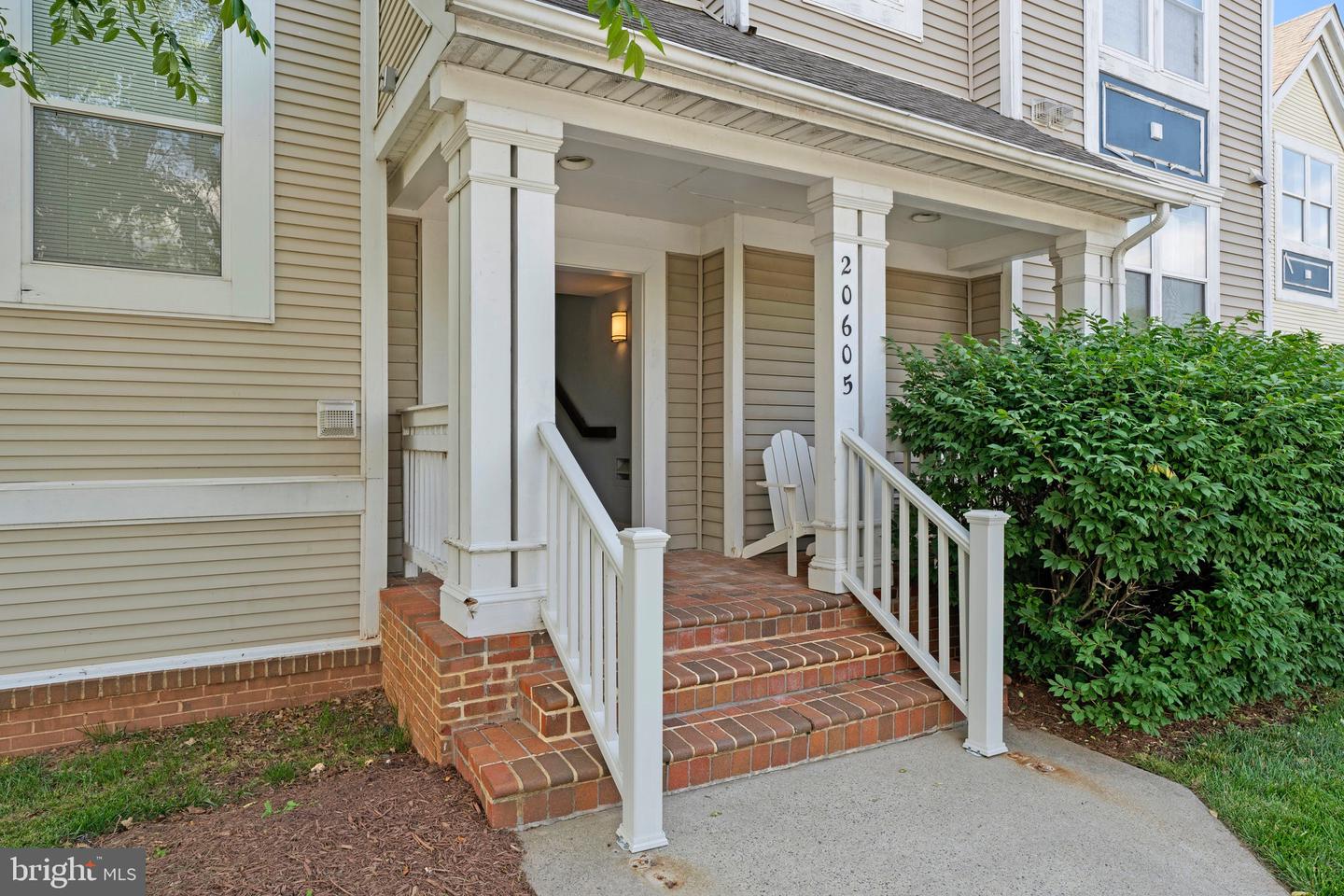 20605 CORNSTALK TER #101, ASHBURN, Virginia 20147, 2 Bedrooms Bedrooms, ,2 BathroomsBathrooms,Residential,For sale,20605 CORNSTALK TER #101,VALO2099204 MLS # VALO2099204
