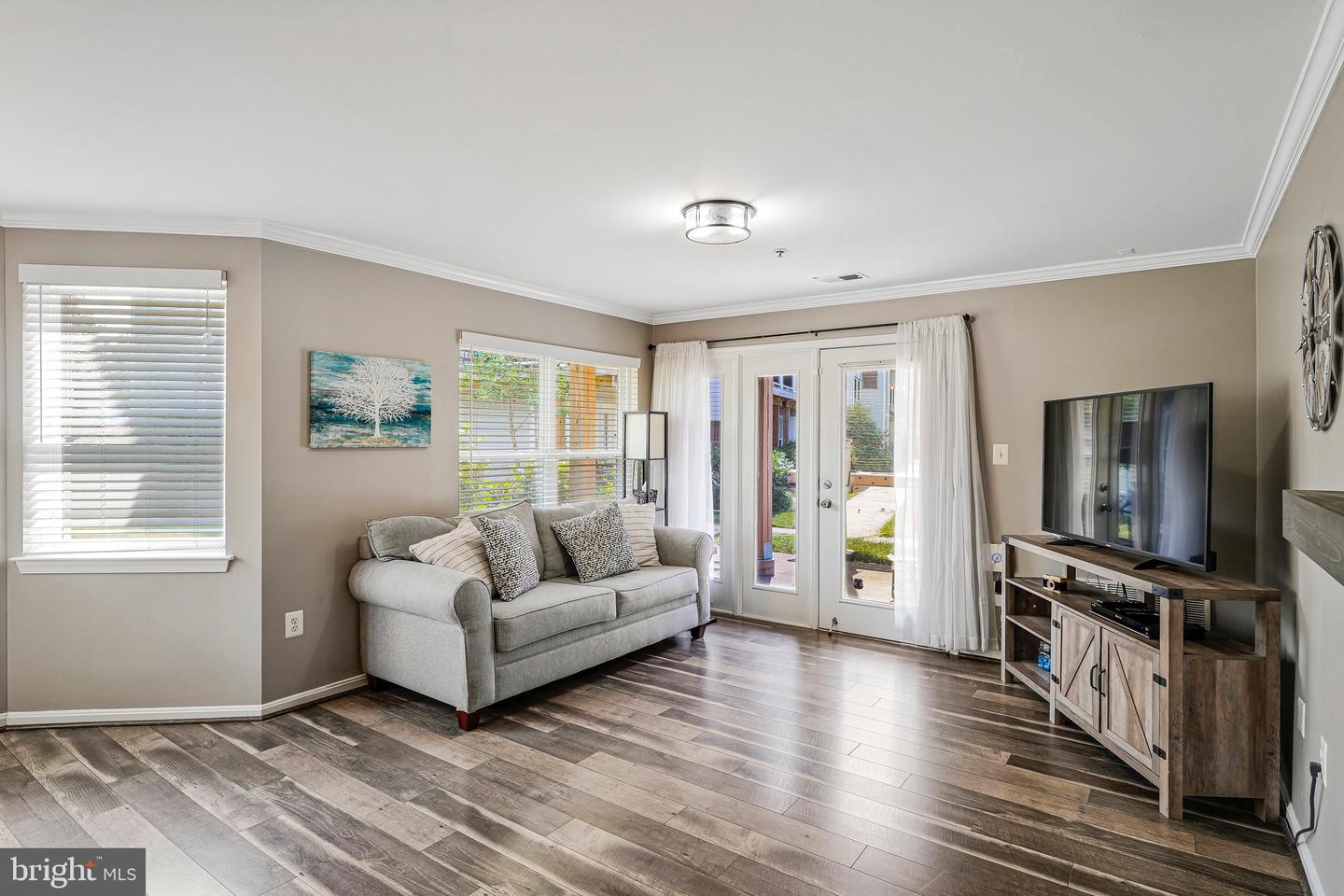 20605 CORNSTALK TER #101, ASHBURN, Virginia 20147, 2 Bedrooms Bedrooms, ,2 BathroomsBathrooms,Residential,For sale,20605 CORNSTALK TER #101,VALO2099204 MLS # VALO2099204