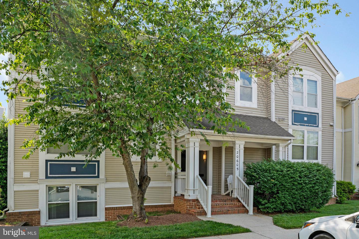 20605 CORNSTALK TER #101, ASHBURN, Virginia 20147, 2 Bedrooms Bedrooms, ,2 BathroomsBathrooms,Residential,For sale,20605 CORNSTALK TER #101,VALO2099204 MLS # VALO2099204