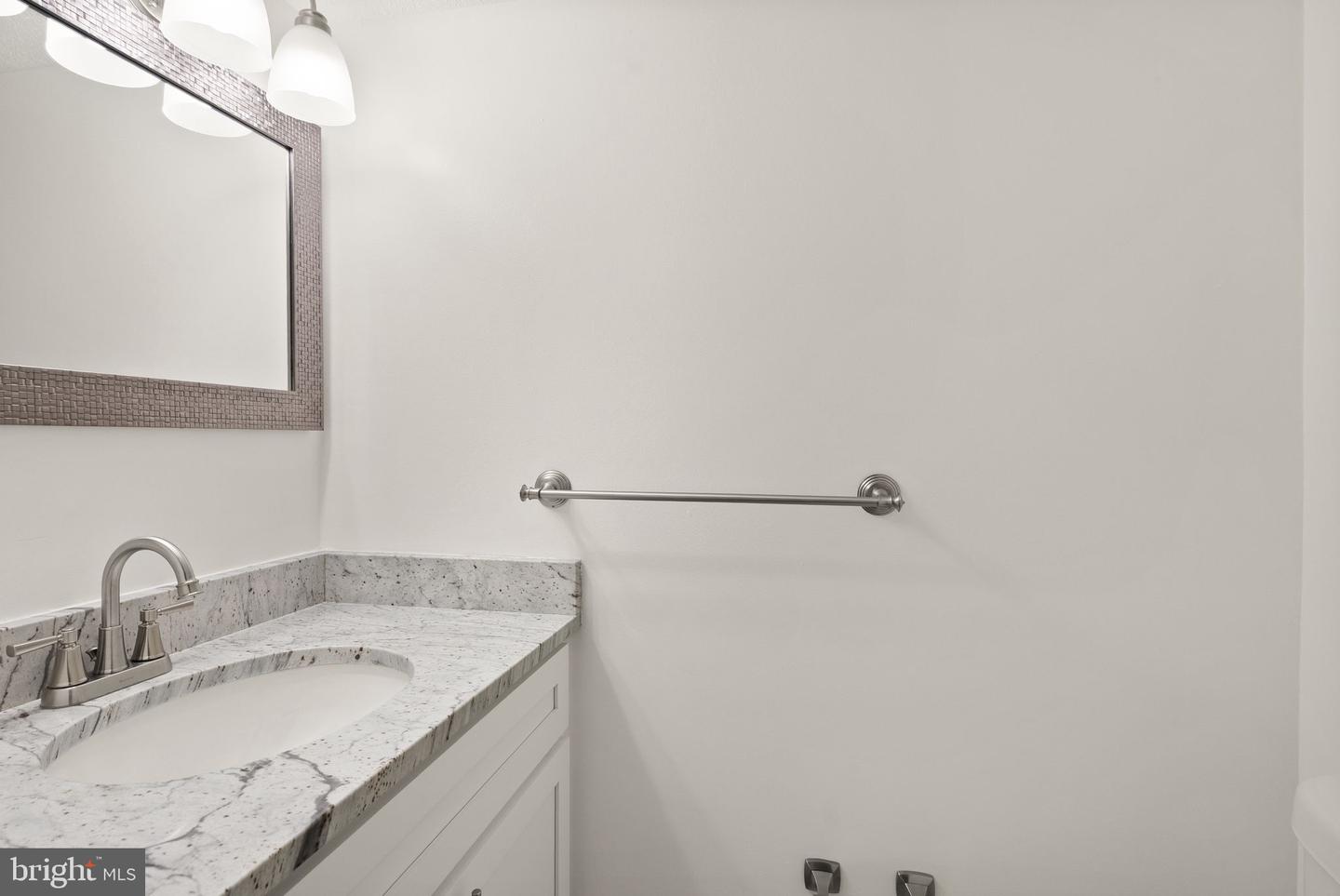 2030 N ADAMS ST #303, ARLINGTON, Virginia 22201, 2 Bedrooms Bedrooms, ,1 BathroomBathrooms,Residential,For sale,2030 N ADAMS ST #303,VAAR2059010 MLS # VAAR2059010