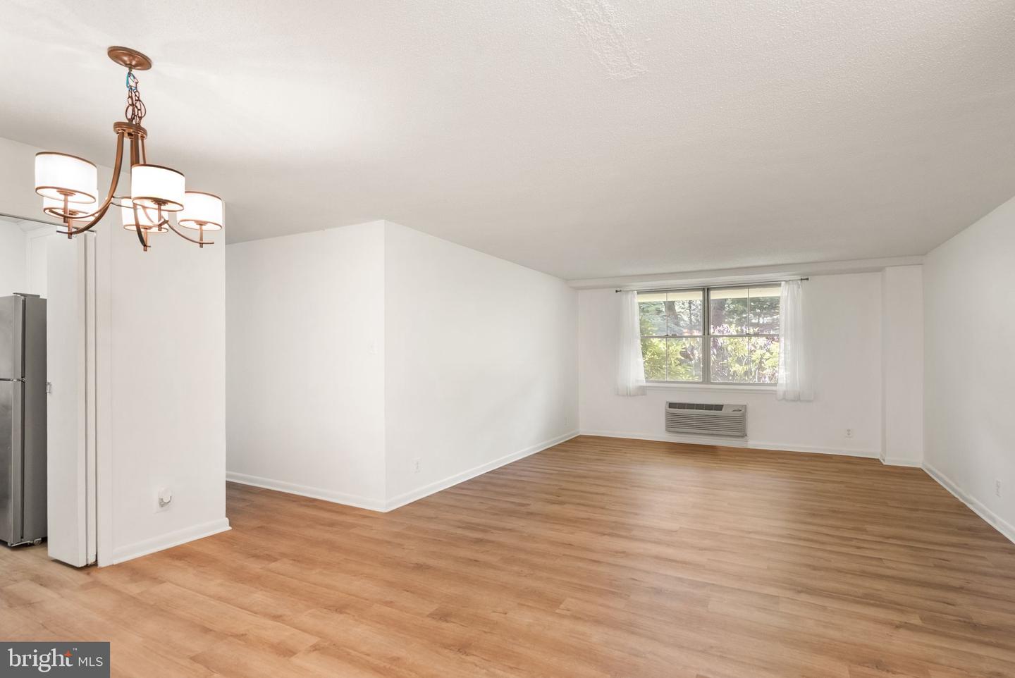 2030 N ADAMS ST #303, ARLINGTON, Virginia 22201, 2 Bedrooms Bedrooms, ,1 BathroomBathrooms,Residential,For sale,2030 N ADAMS ST #303,VAAR2059010 MLS # VAAR2059010